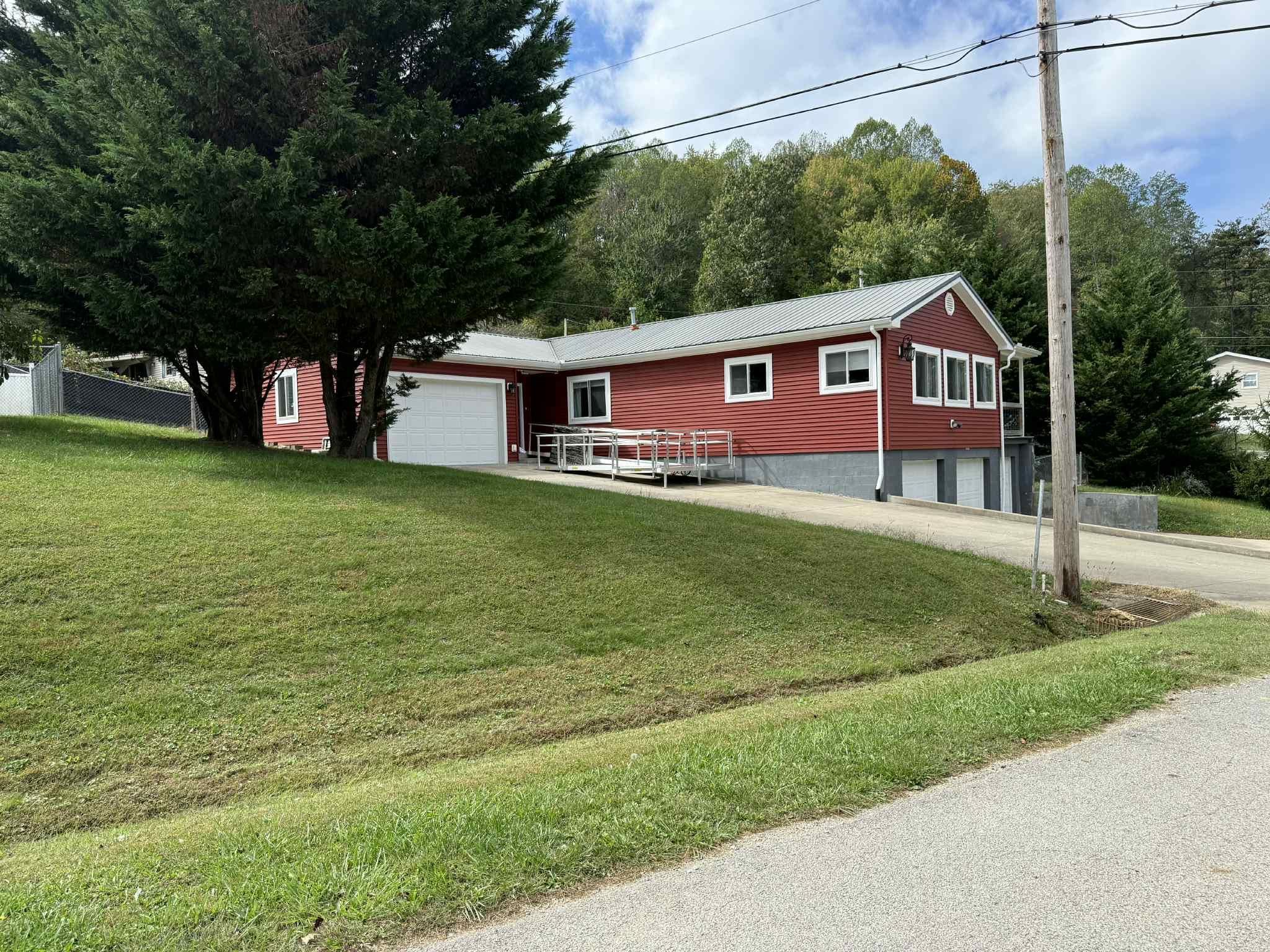 1512 Shady Elm Drive