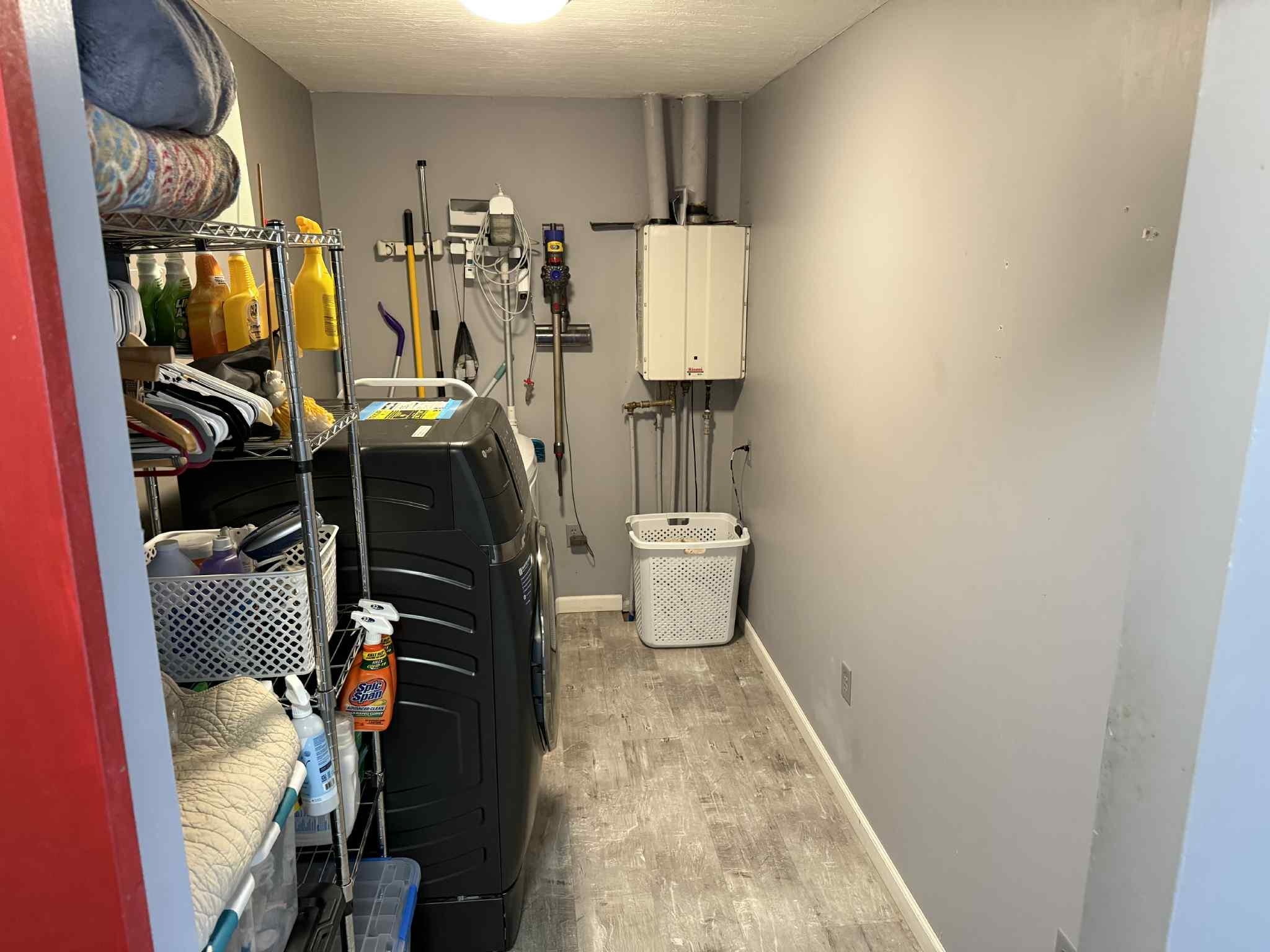 1512 Shady Elm Drive