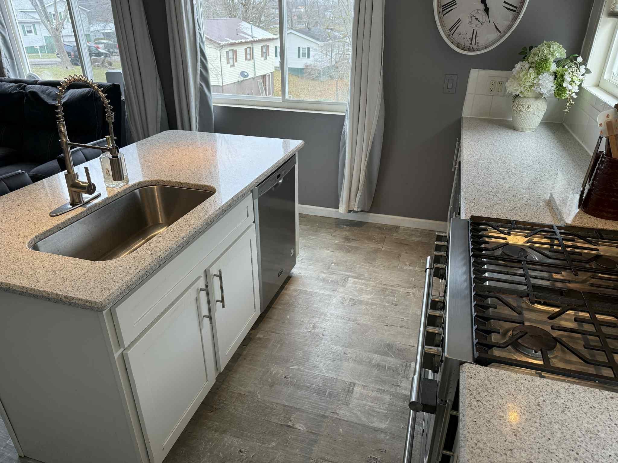 1512 Shady Elm Drive