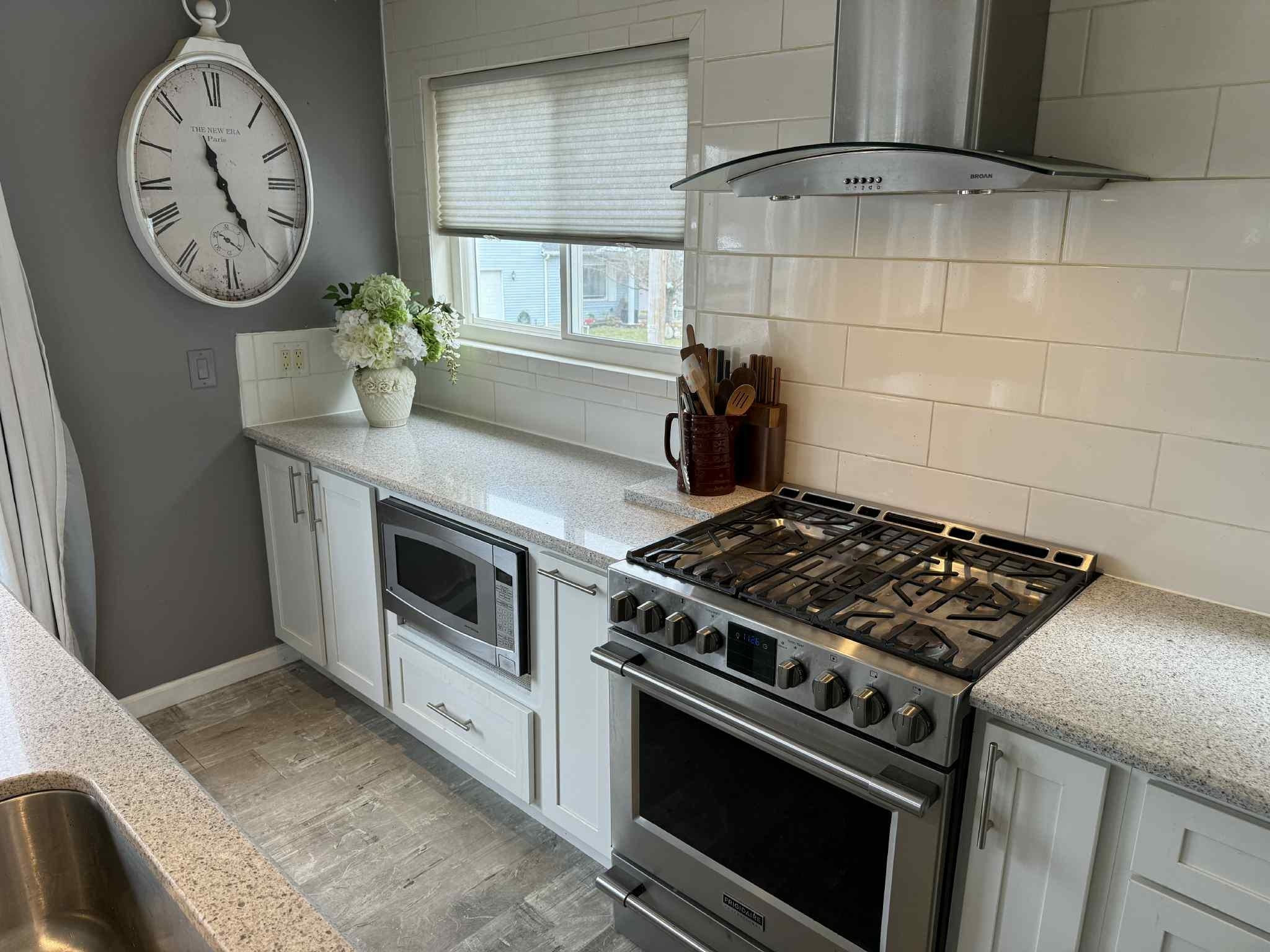 1512 Shady Elm Drive