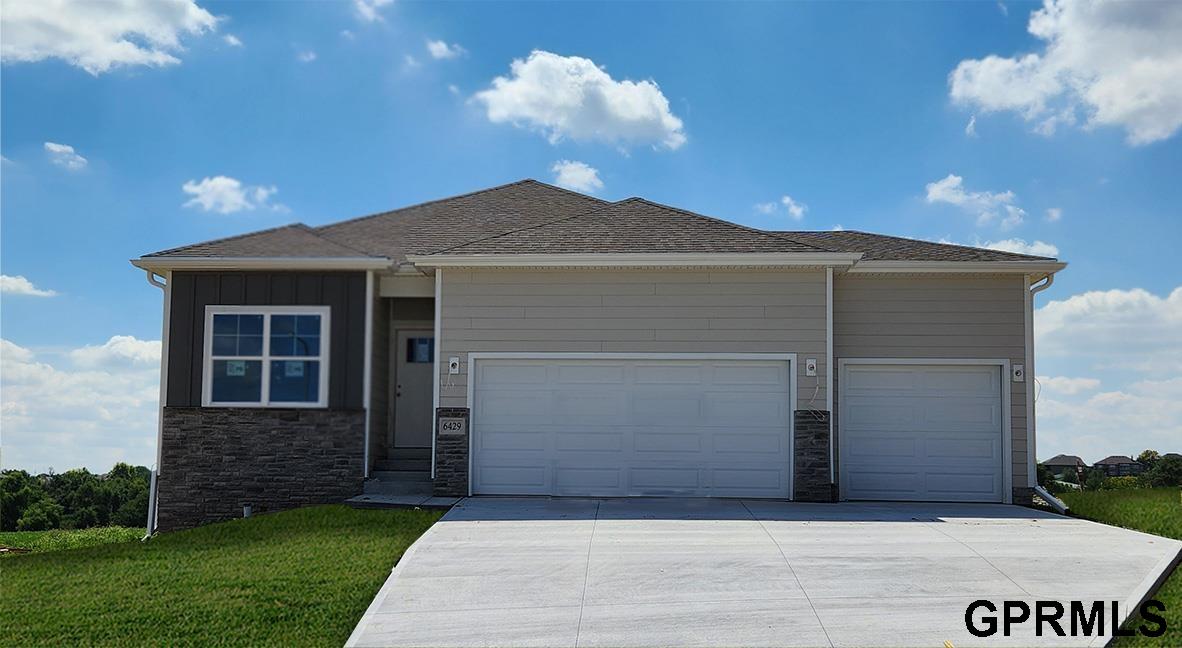 Photo of 19011 Murray Trail Gretna NE 68028