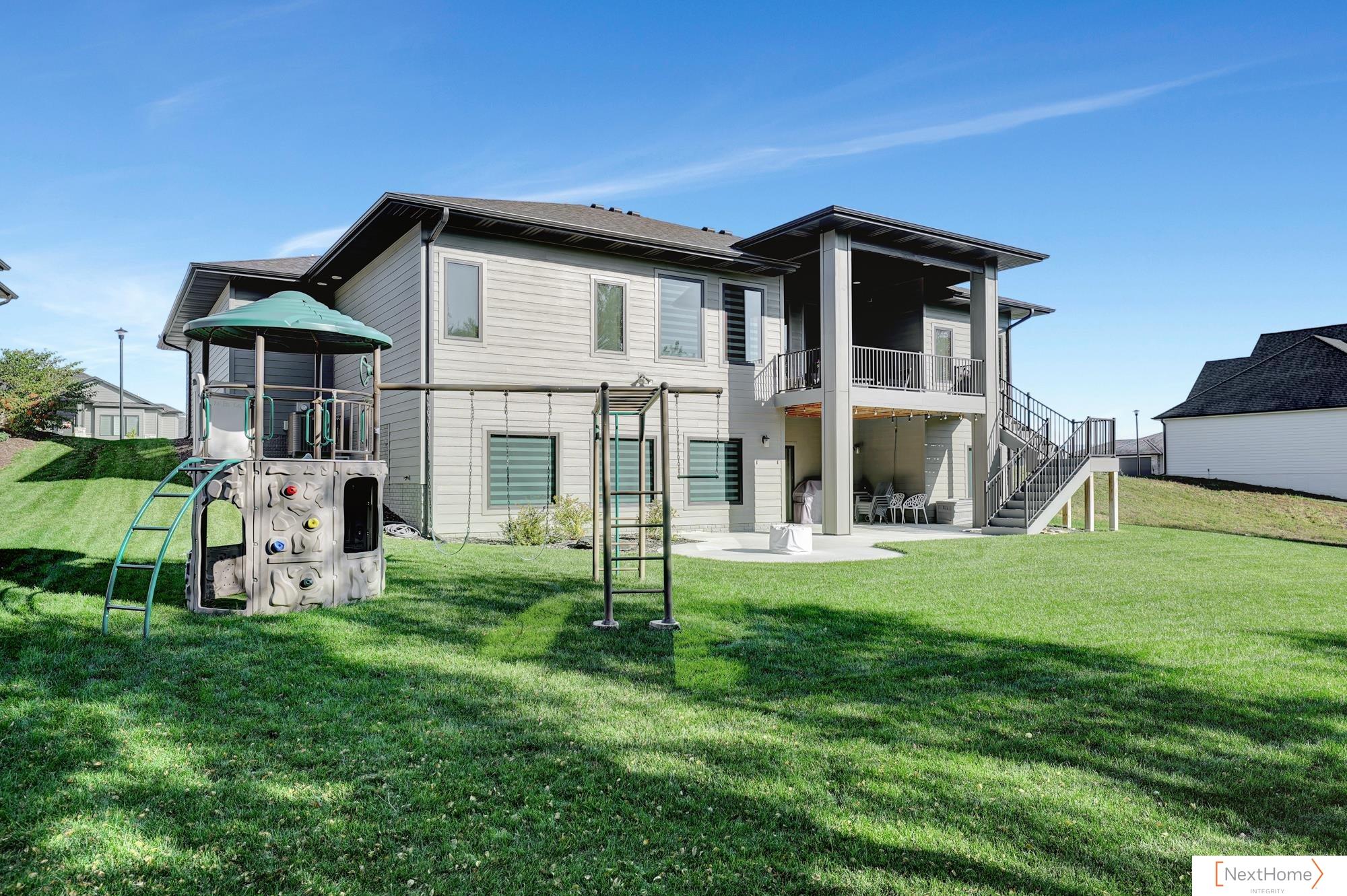 8825 Grey Hawk Court Lincoln NE 68526 (MLS#22401177) Nebraska Realty
