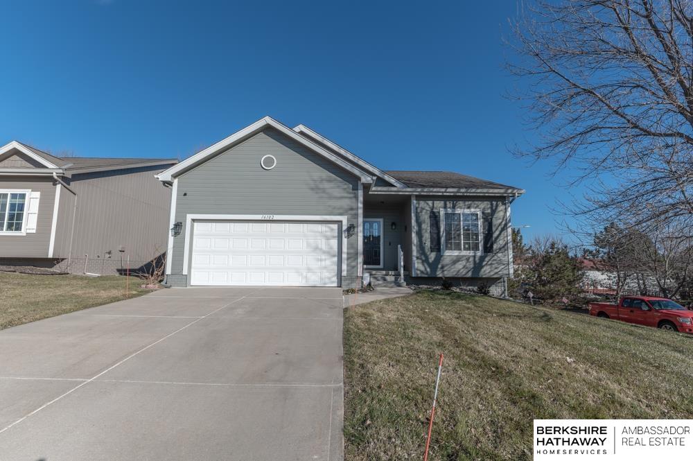 The Metro Pros Carrie Christensen 16102 Browne Street , Omaha, NE