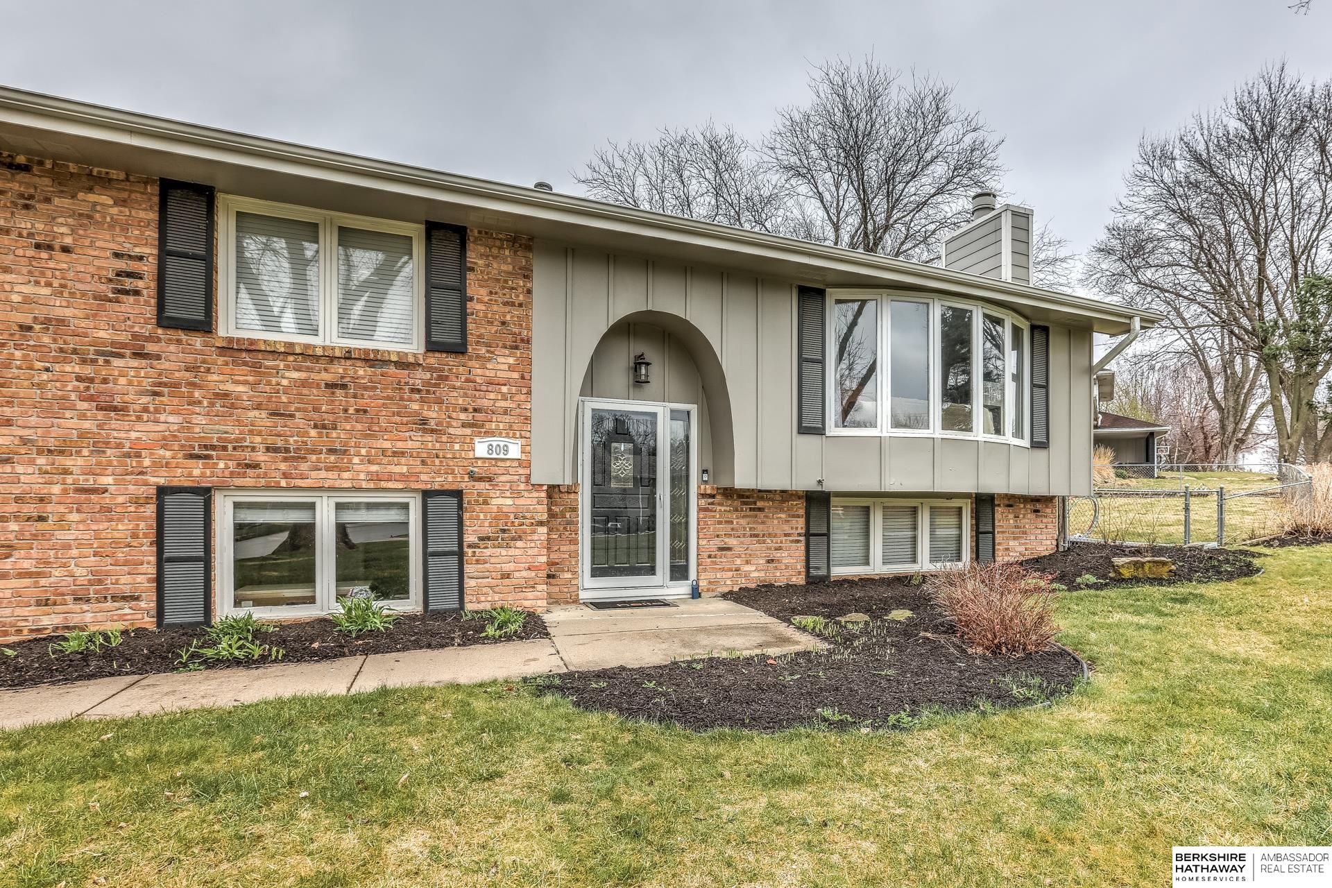 Photo of 809 S 216th Street Elkhorn NE 68022