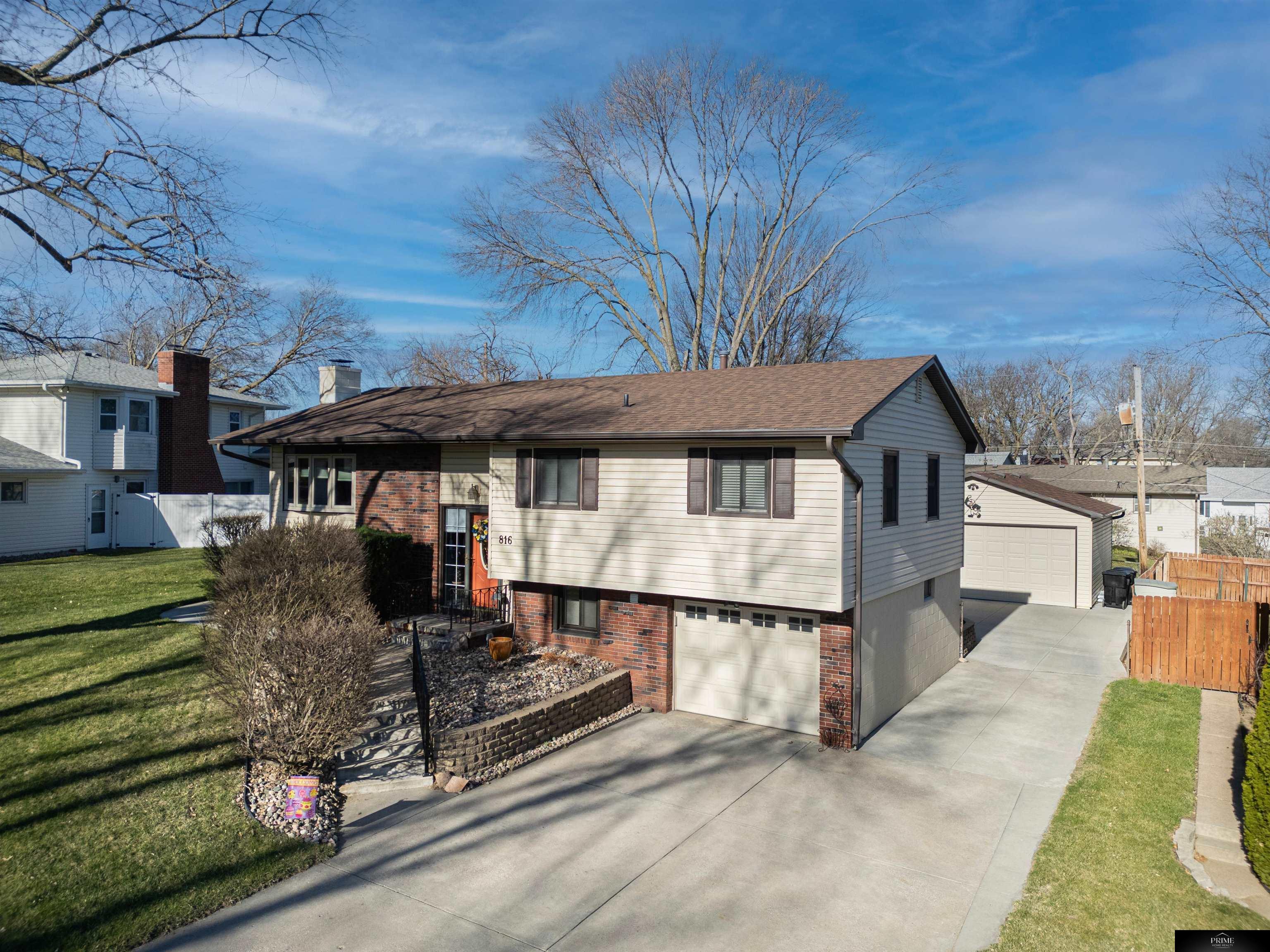 Photo of 816 S Osage Street Papillion NE 68046
