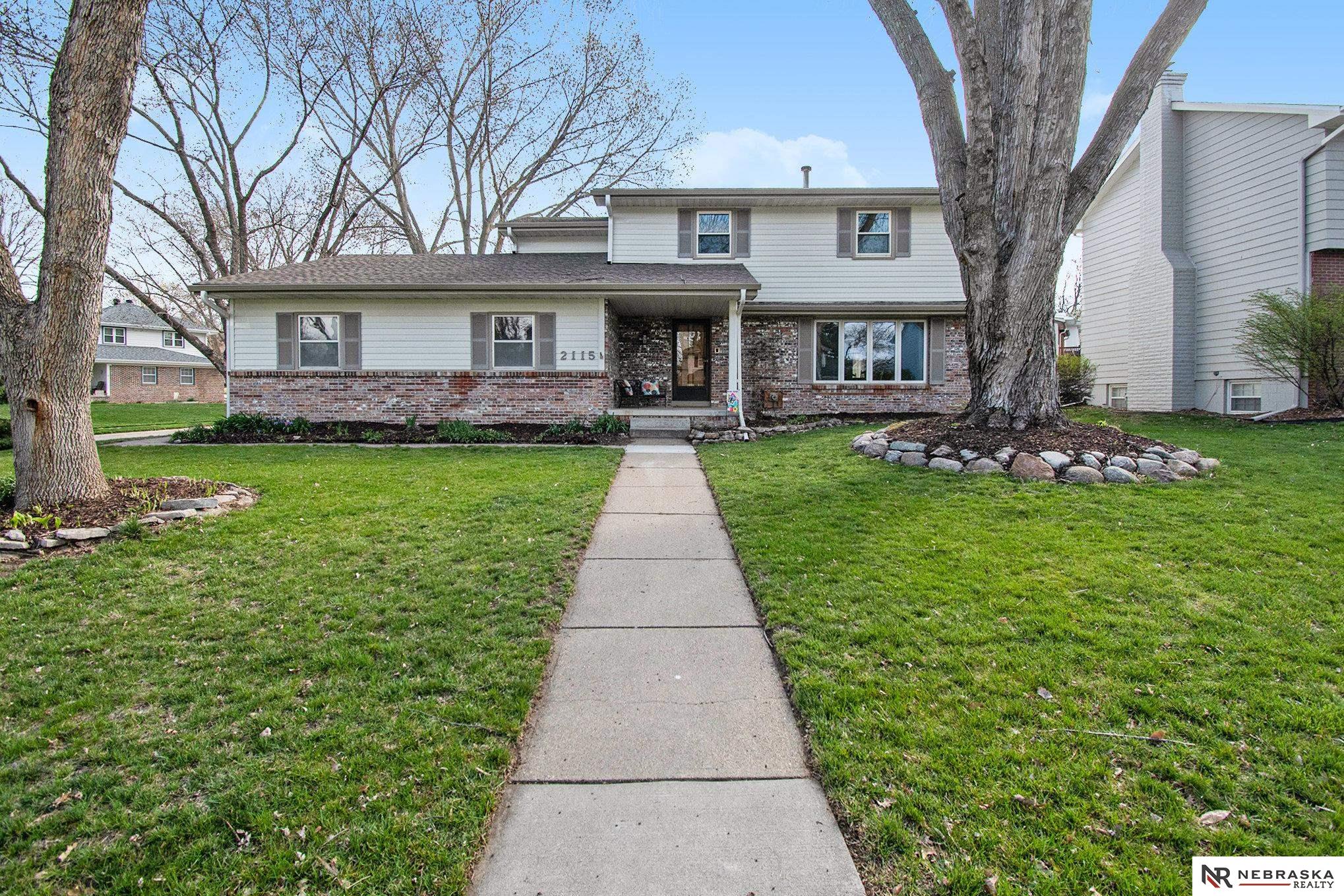 Photo of 2115 Mayfair Omaha NE 68144