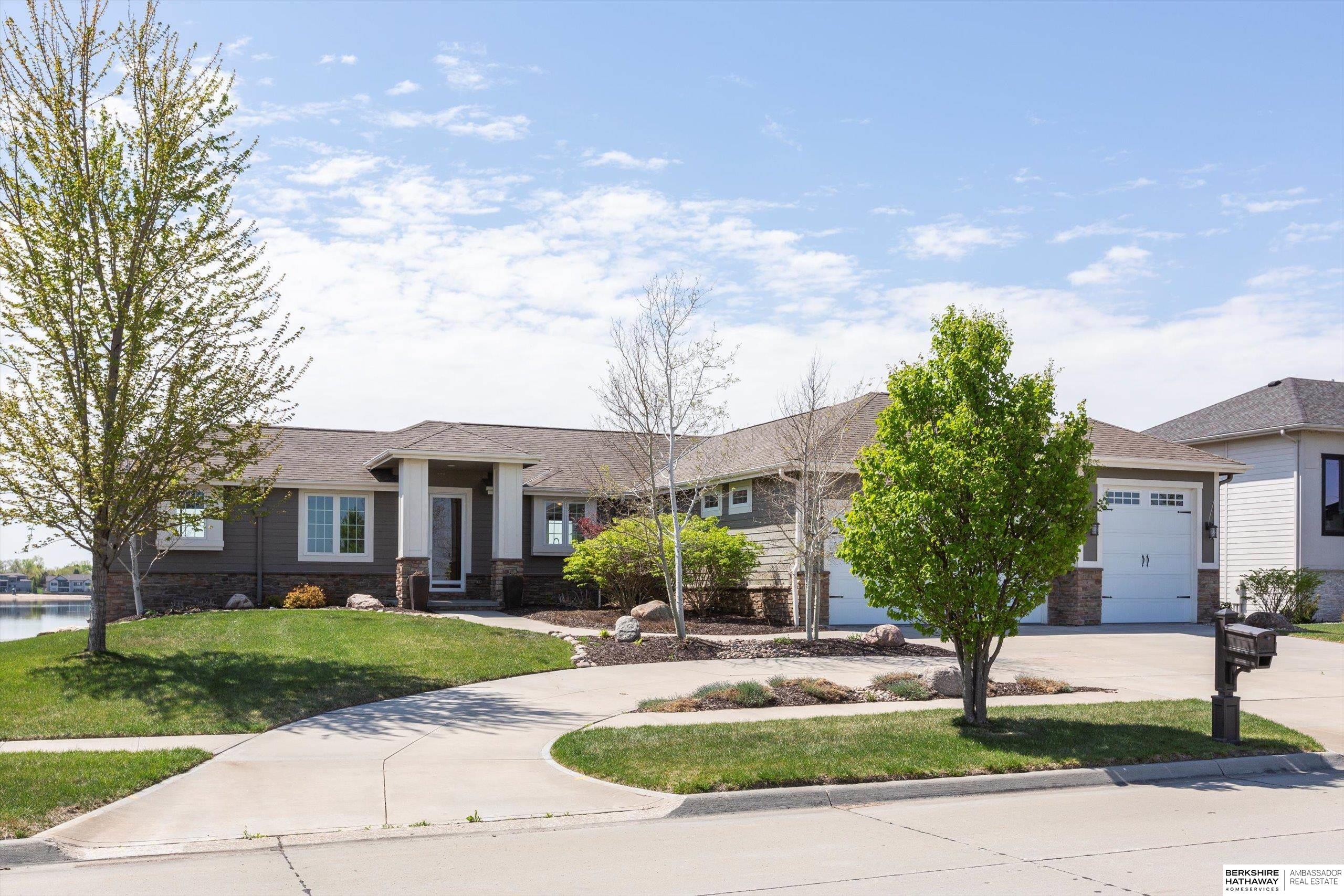 Photo of 26609 Taylor Street Valley NE 68064