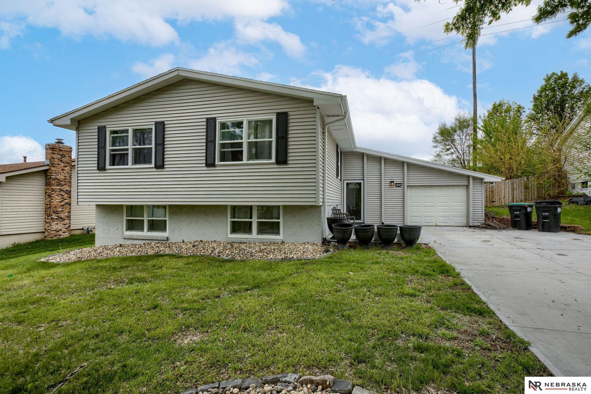 9191 Ogden Street, Omaha, NE 68134 (MLS22411001) Nebraska Realty