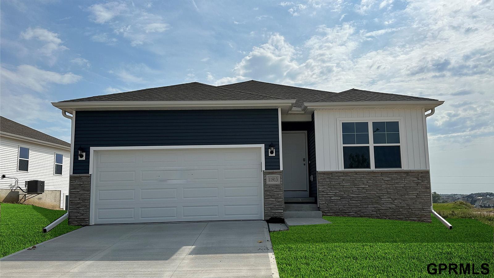 Photo of 11913 S 116th Street Papillion NE 68046