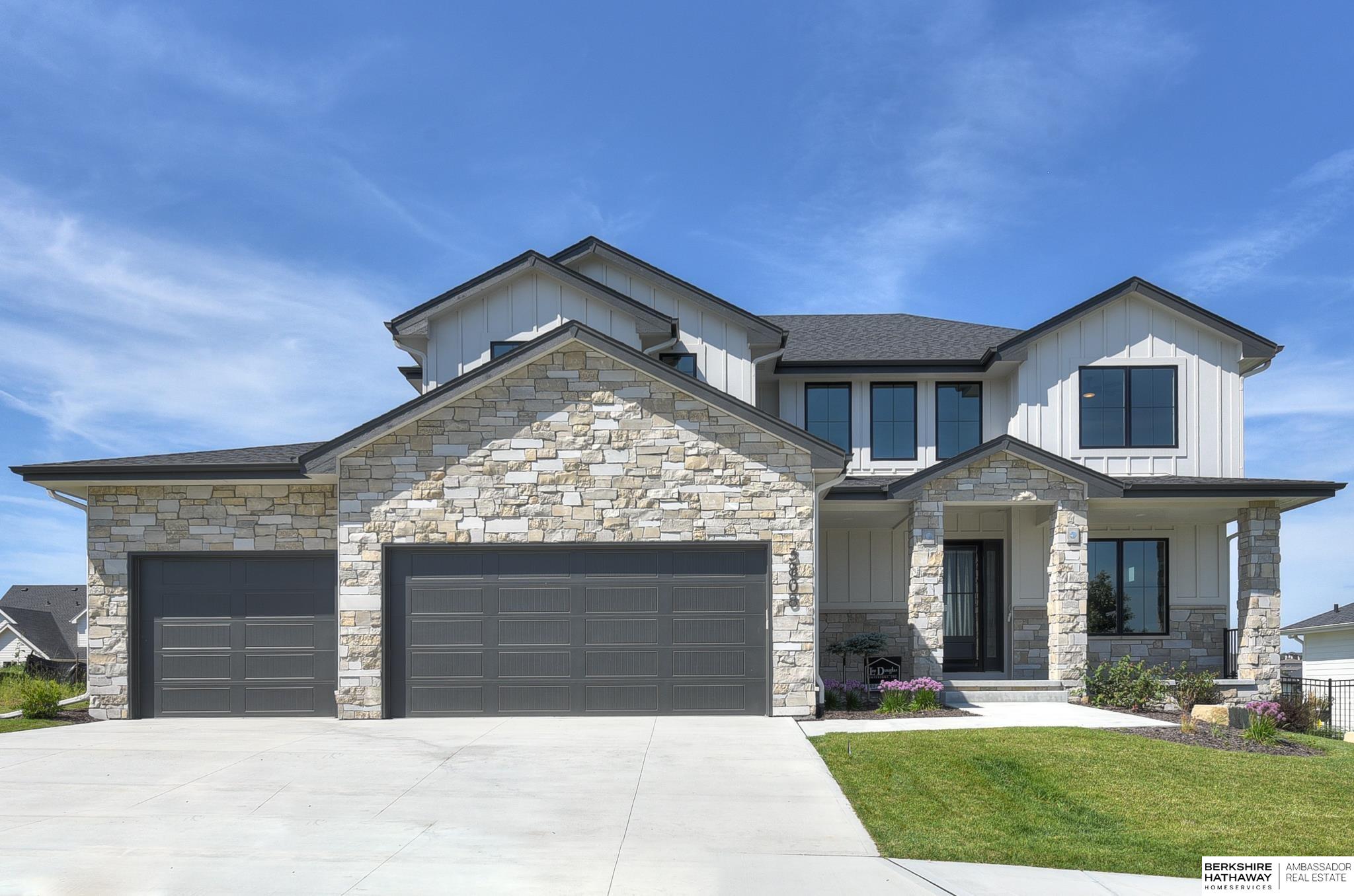 Photo of 3808 S 211th Street Elkhorn NE 68022
