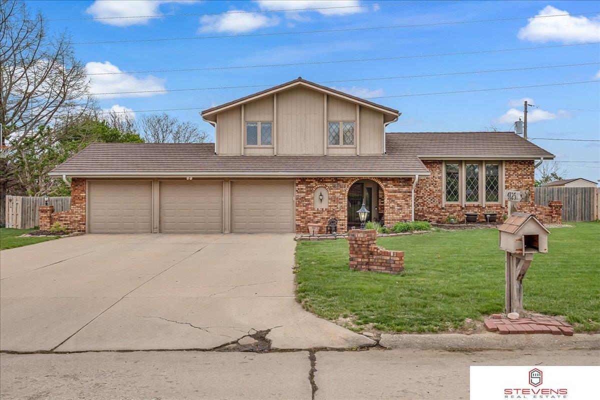 Photo of 4825 Eastridge Drive Omaha NE 68134
