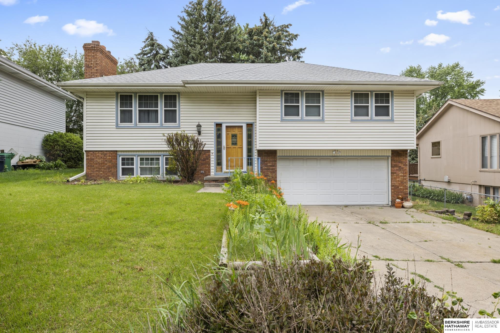 Photo of 11135 U Street Omaha NE 68137