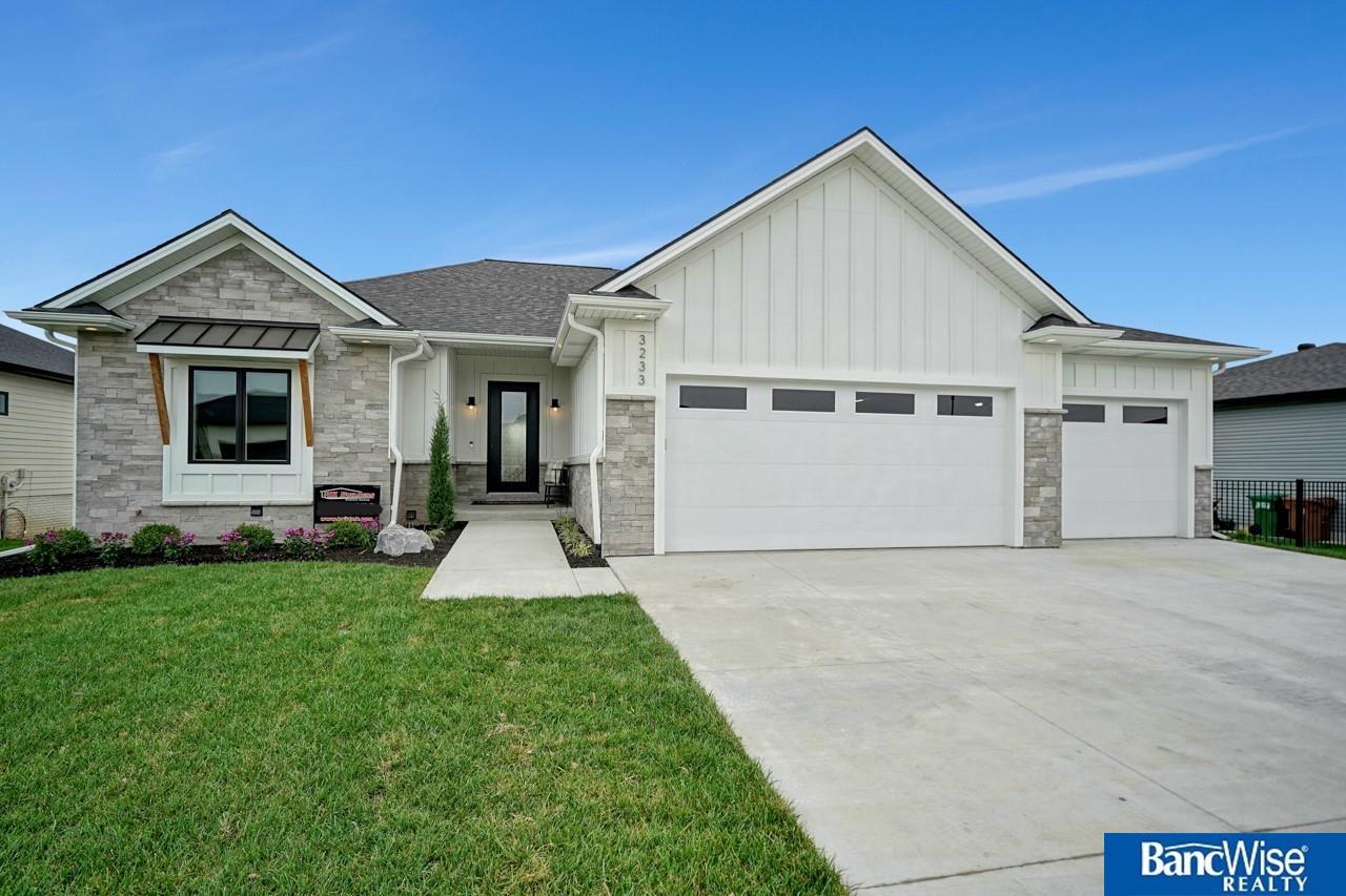 Photo of 3233 Tree Line Drive Lincoln NE 68516