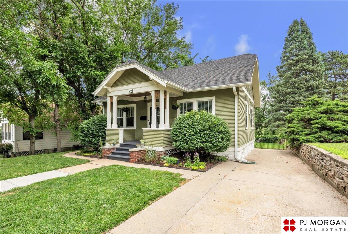 Photo of 921 S 41st Street Omaha NE 68105