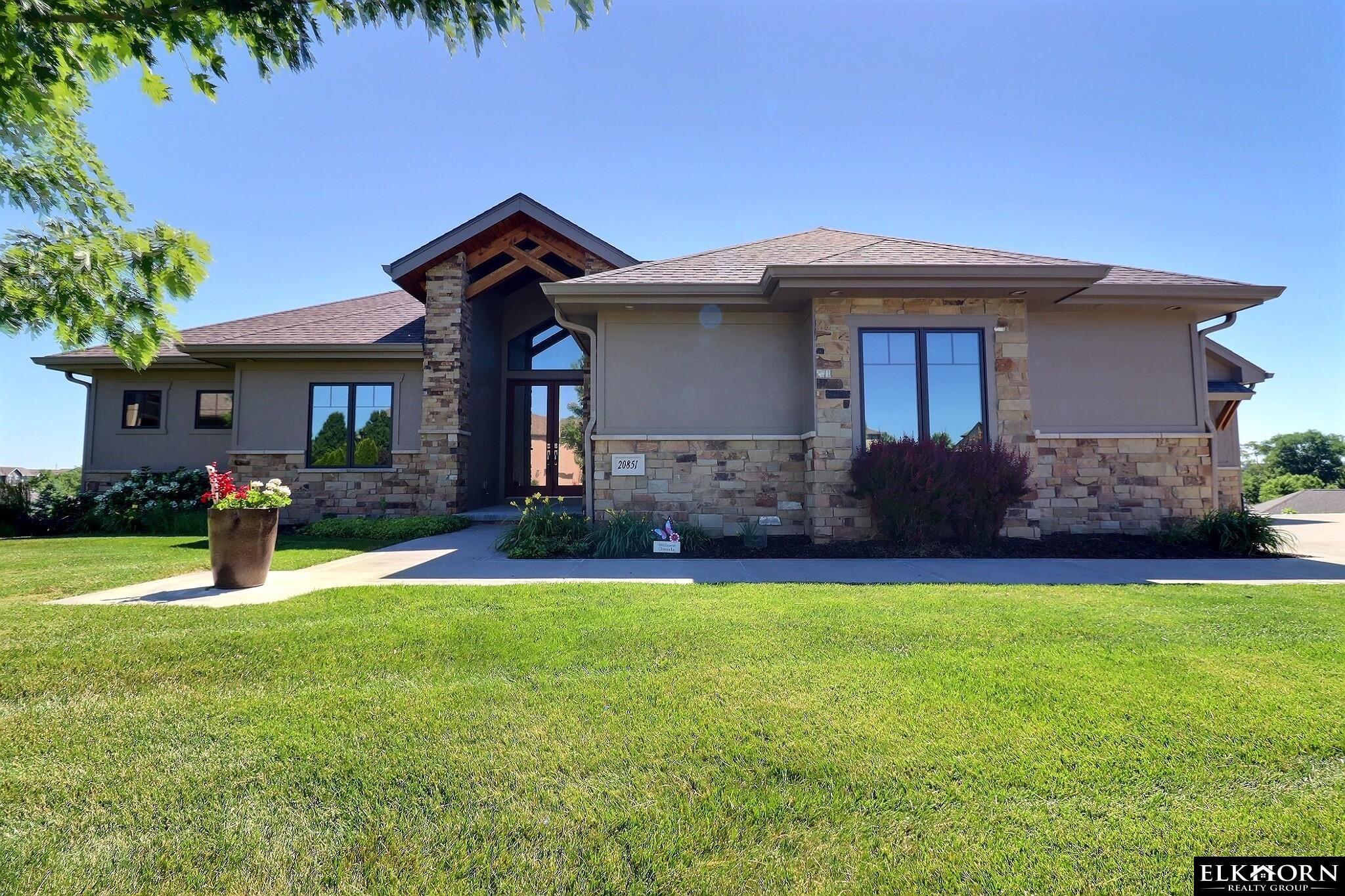 Photo of 20851 V Circle Elkhorn NE 68002