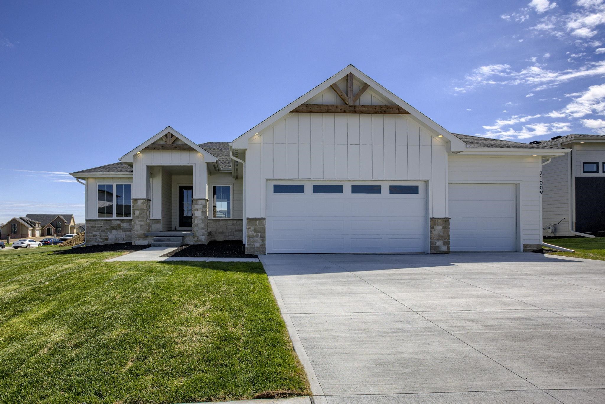 Photo of 21009 Atwood Avenue Elkhorn NE 68022