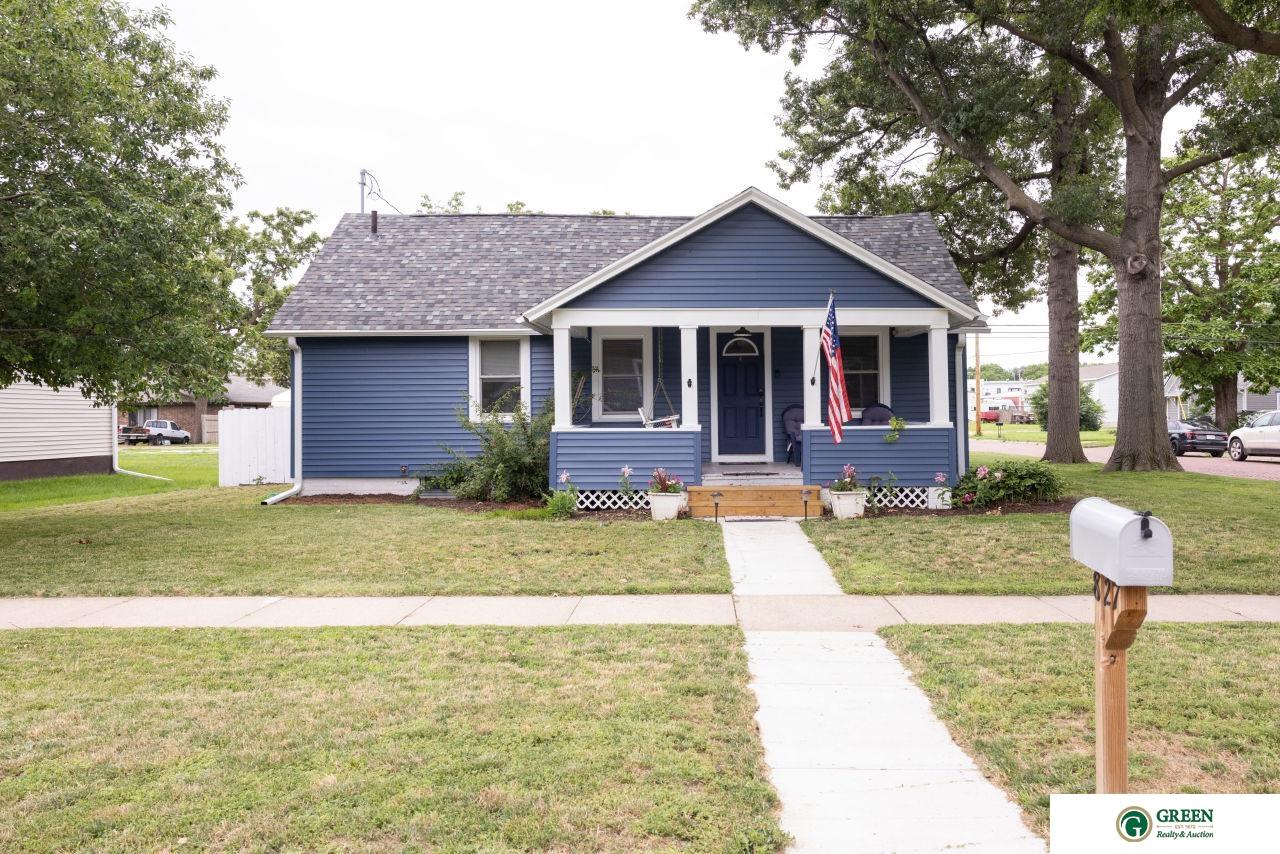 Photo of 827 N Burlington Avenue York NE 68467