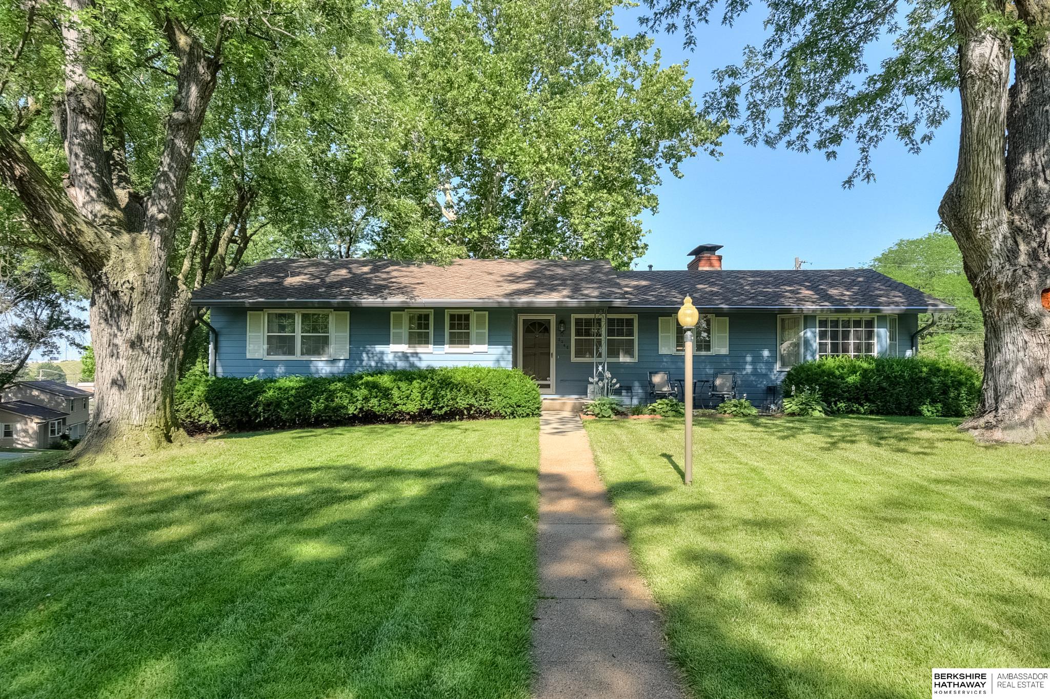 Photo of 3346 S 107th Street Omaha NE 68124