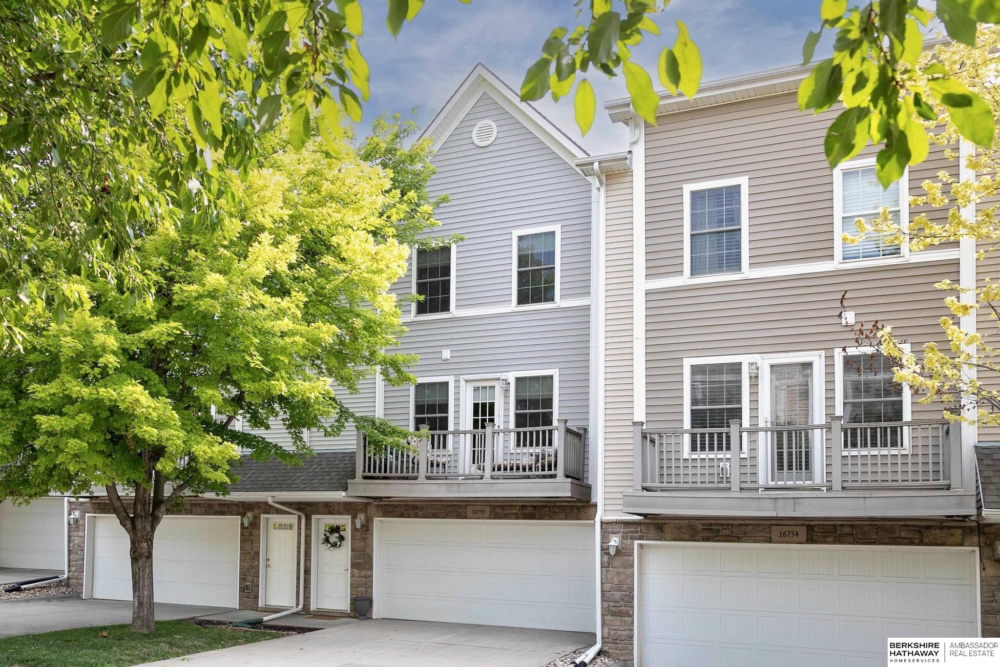Photo of 16756 Laurel Plaza Omaha NE 68116