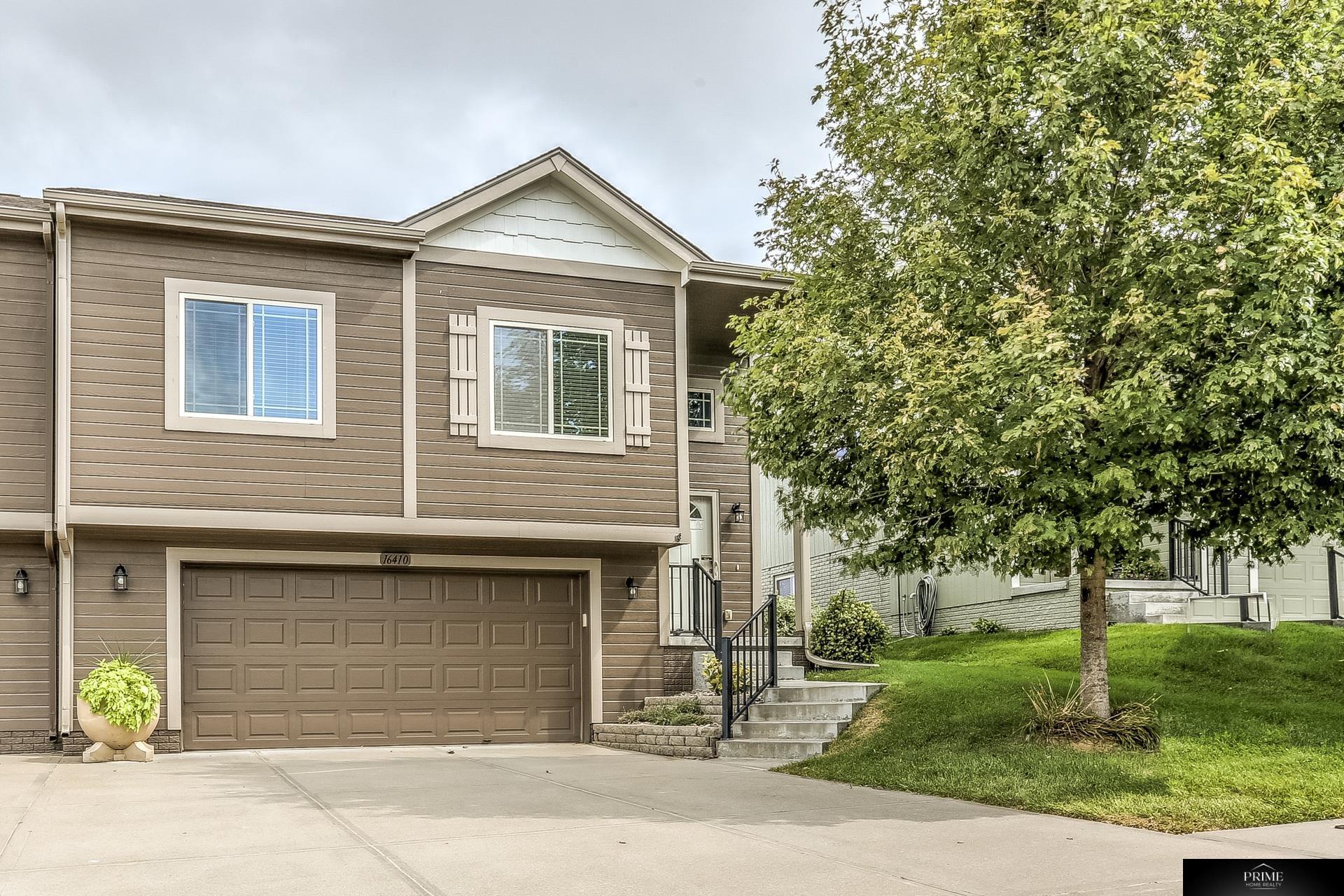 Photo of 16410 Camden Avenue Omaha NE 68116
