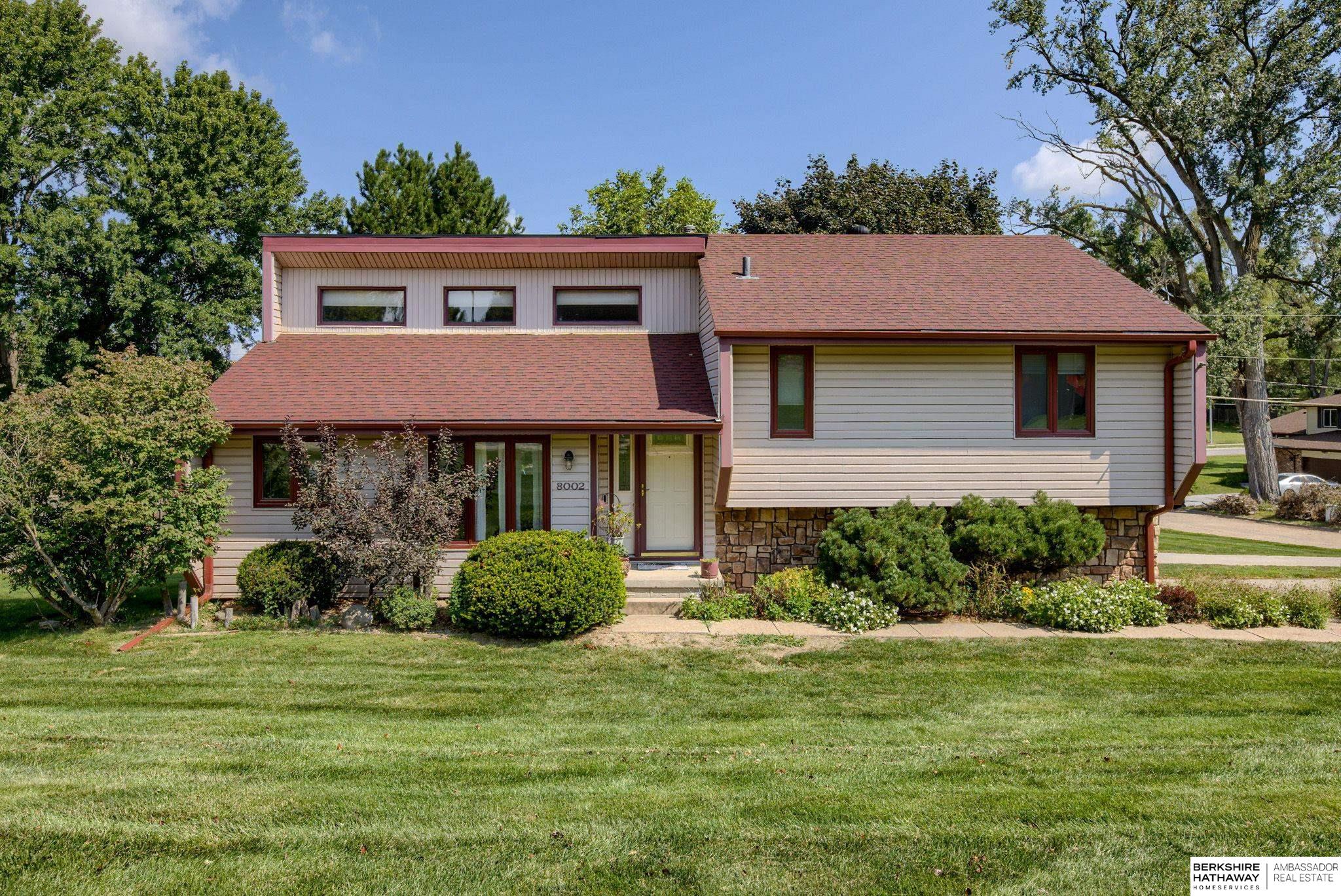 Photo of 8002 Himebaugh Avenue Omaha NE 68134