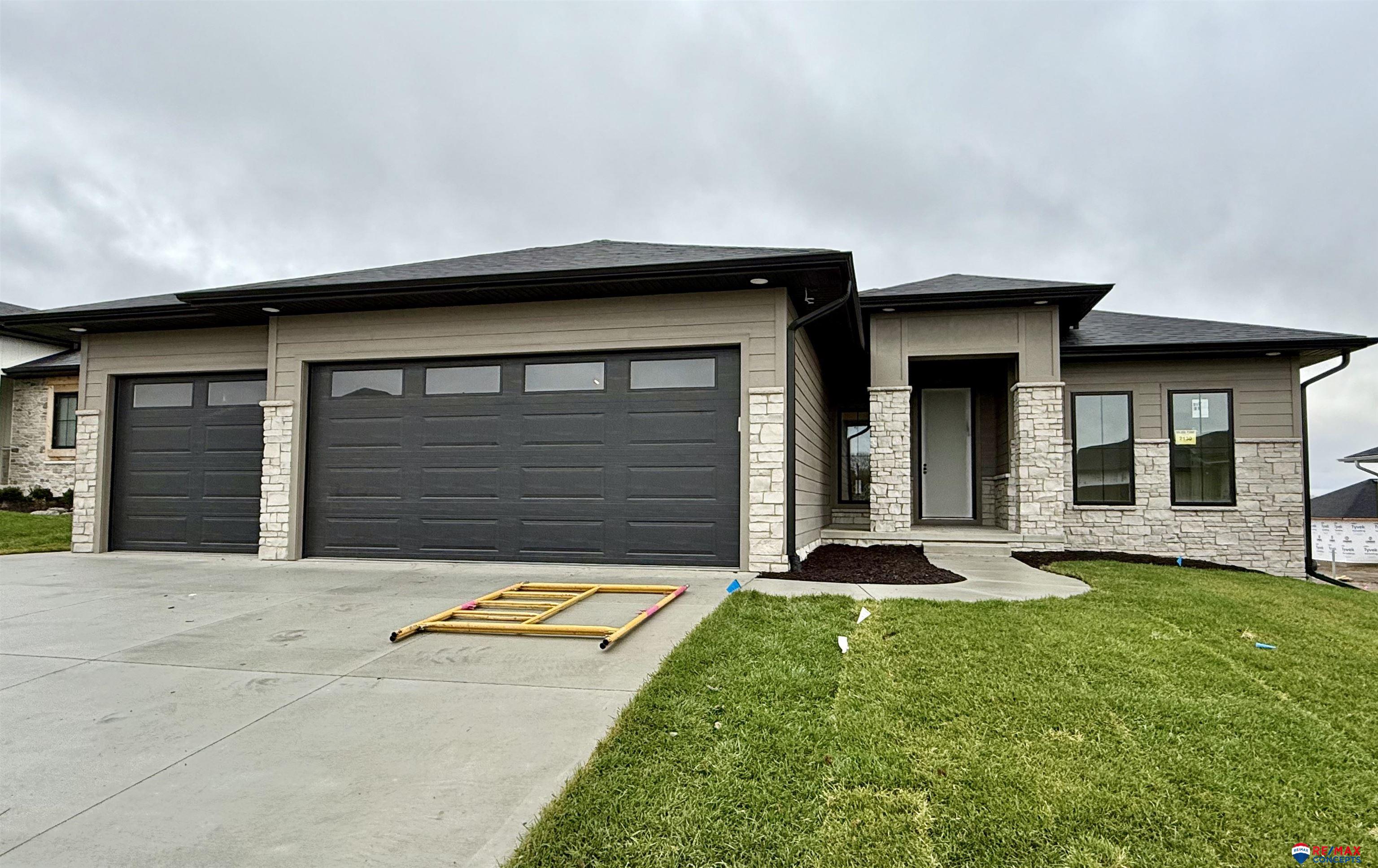 Photo of 2130 S 93 Street Lincoln NE 68520
