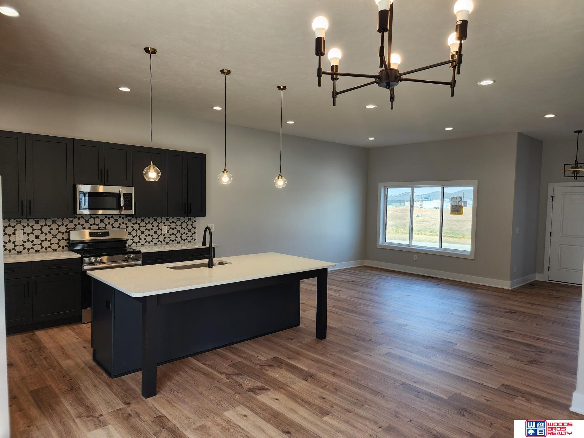 449 HALF MOON DRIVE, LINCOLN, NE 68527 Lincoln NE Real Estate