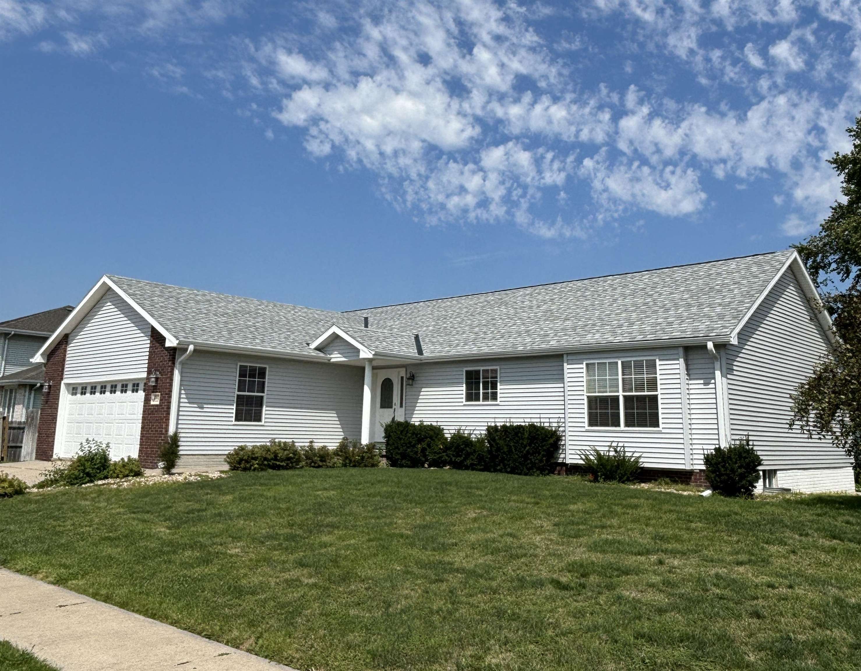 Photo of 1740 E Churchill Drive Fremont NE 68025