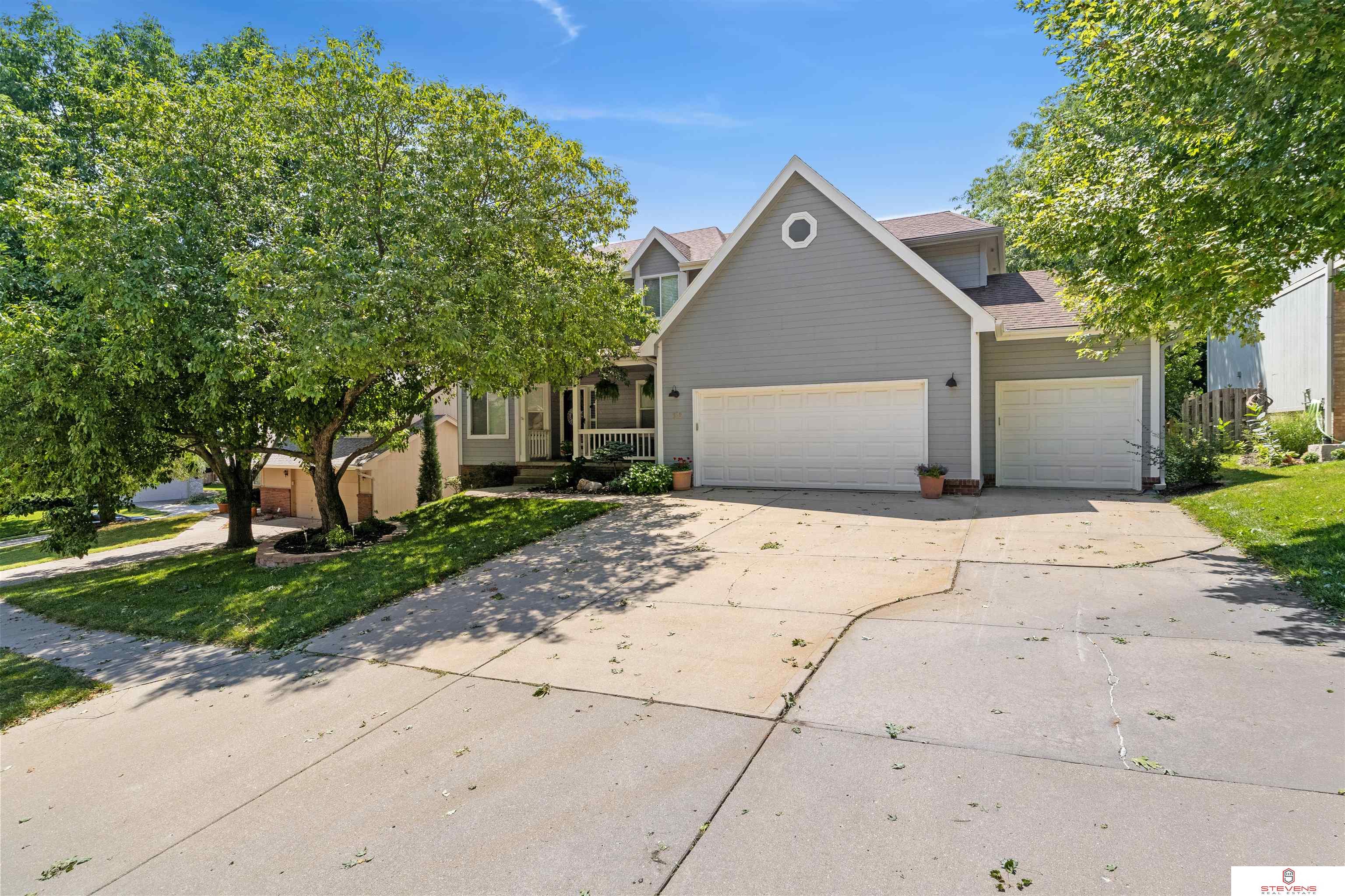 Photo of 312 N 160th Street Omaha NE 68118