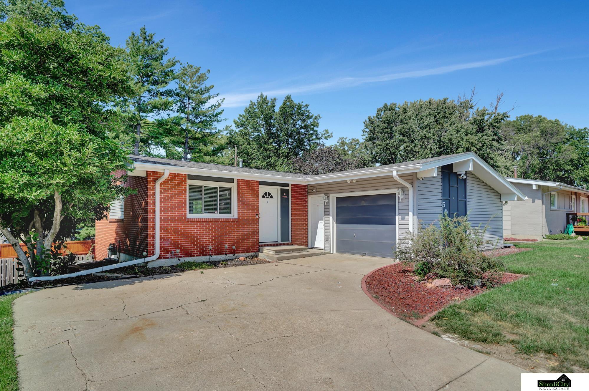 Photo of 501 W Broadview Drive Lincoln NE 68505