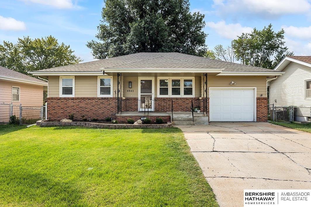 Photo of 4841 Orchard Avenue Omaha NE 68117
