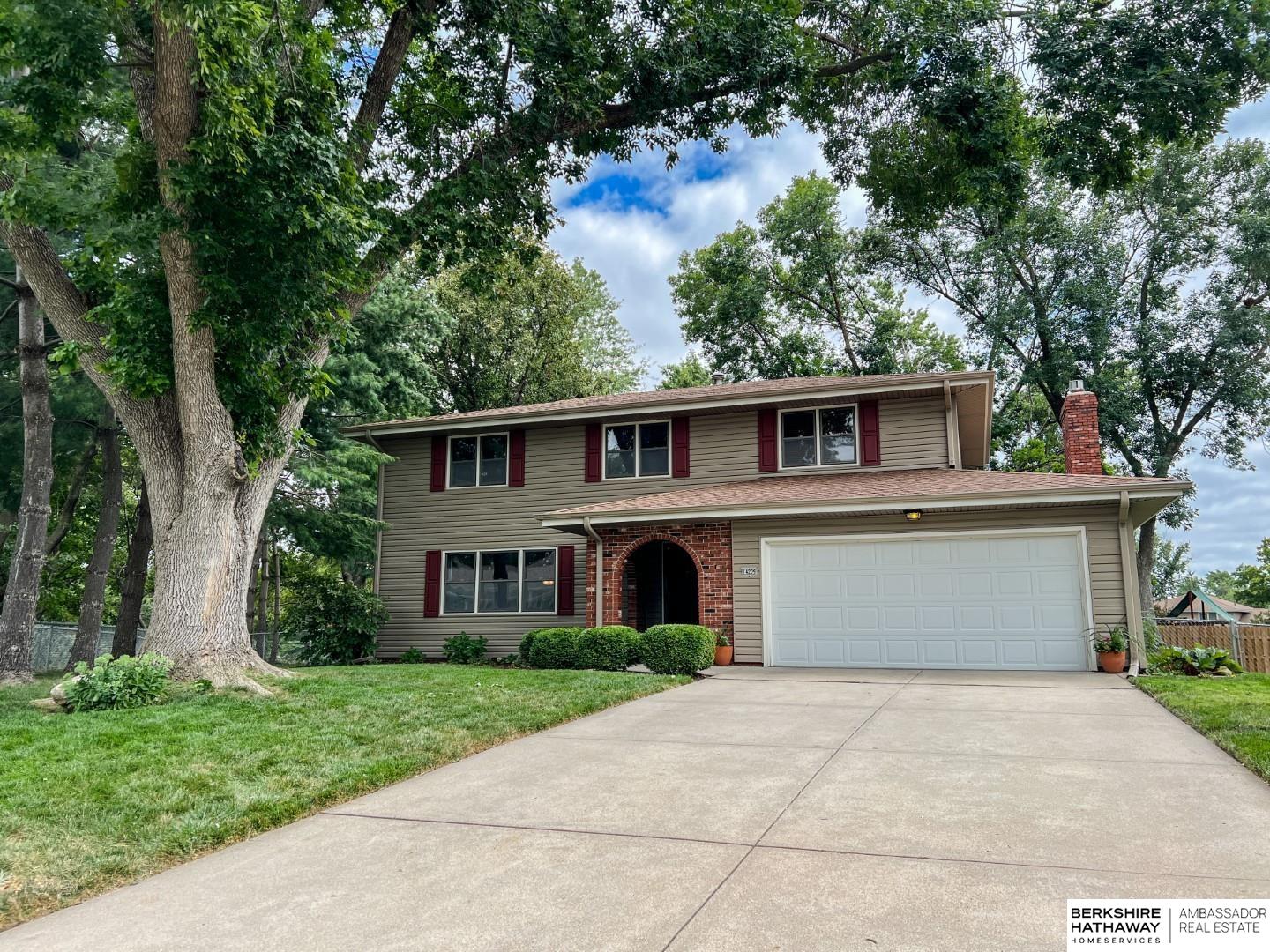 Photo of 14209 Briggs Circle Omaha NE 68144