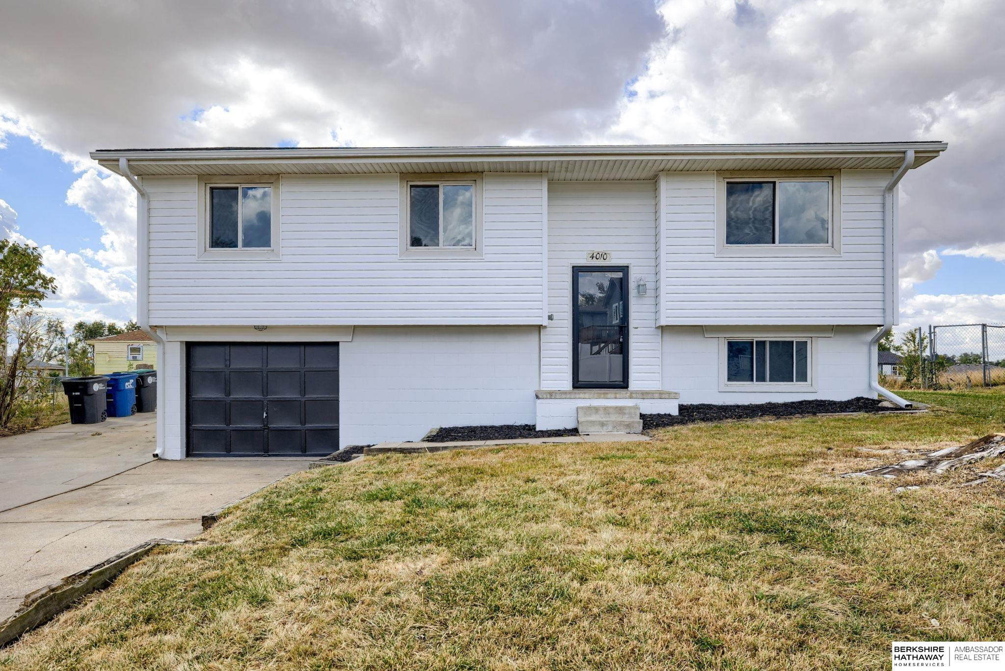 Photo of 4010 Ramblewood Drive Elkhorn NE 68022