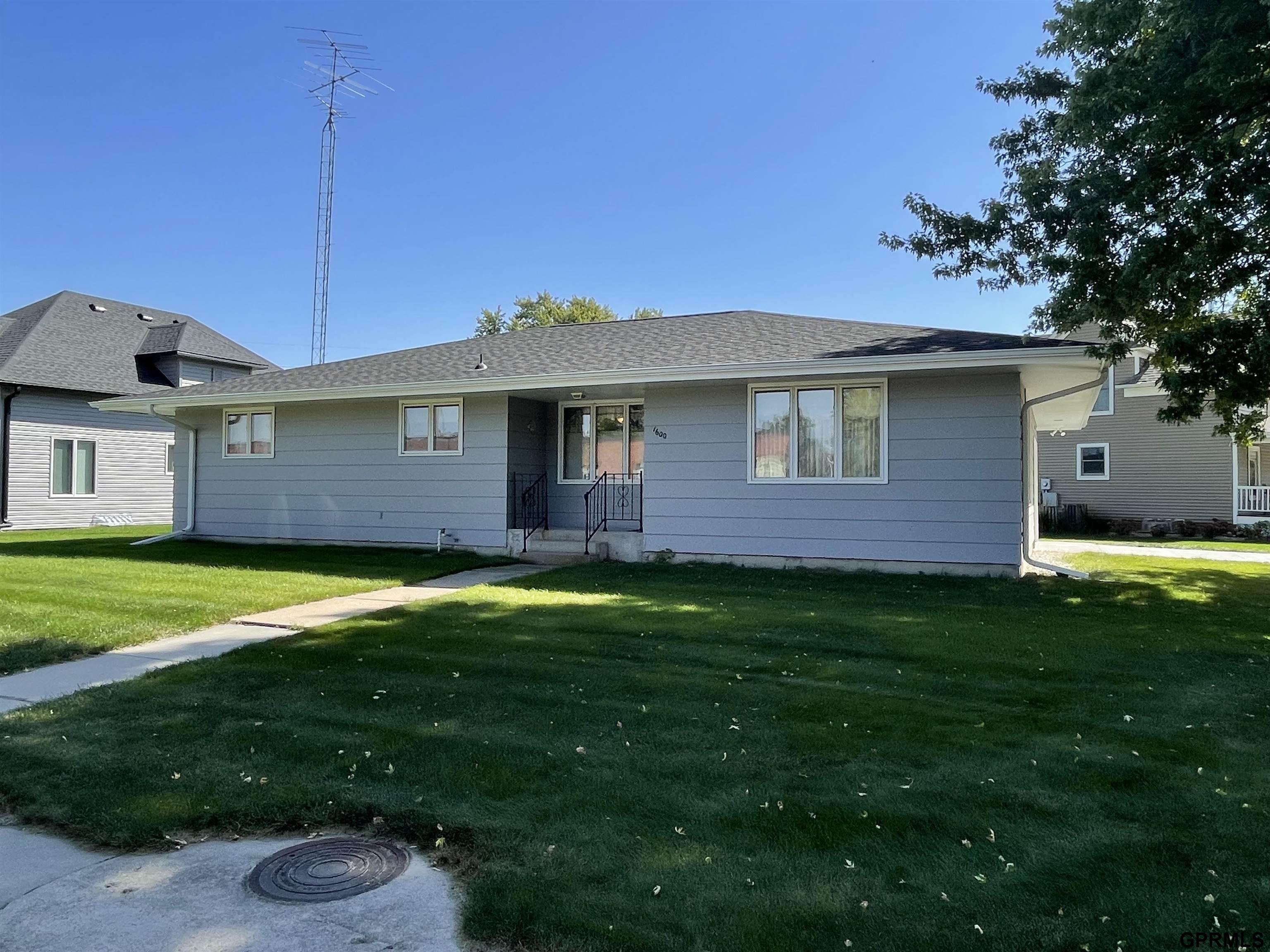 Photo of 1600 Front Street Henderson NE 68371