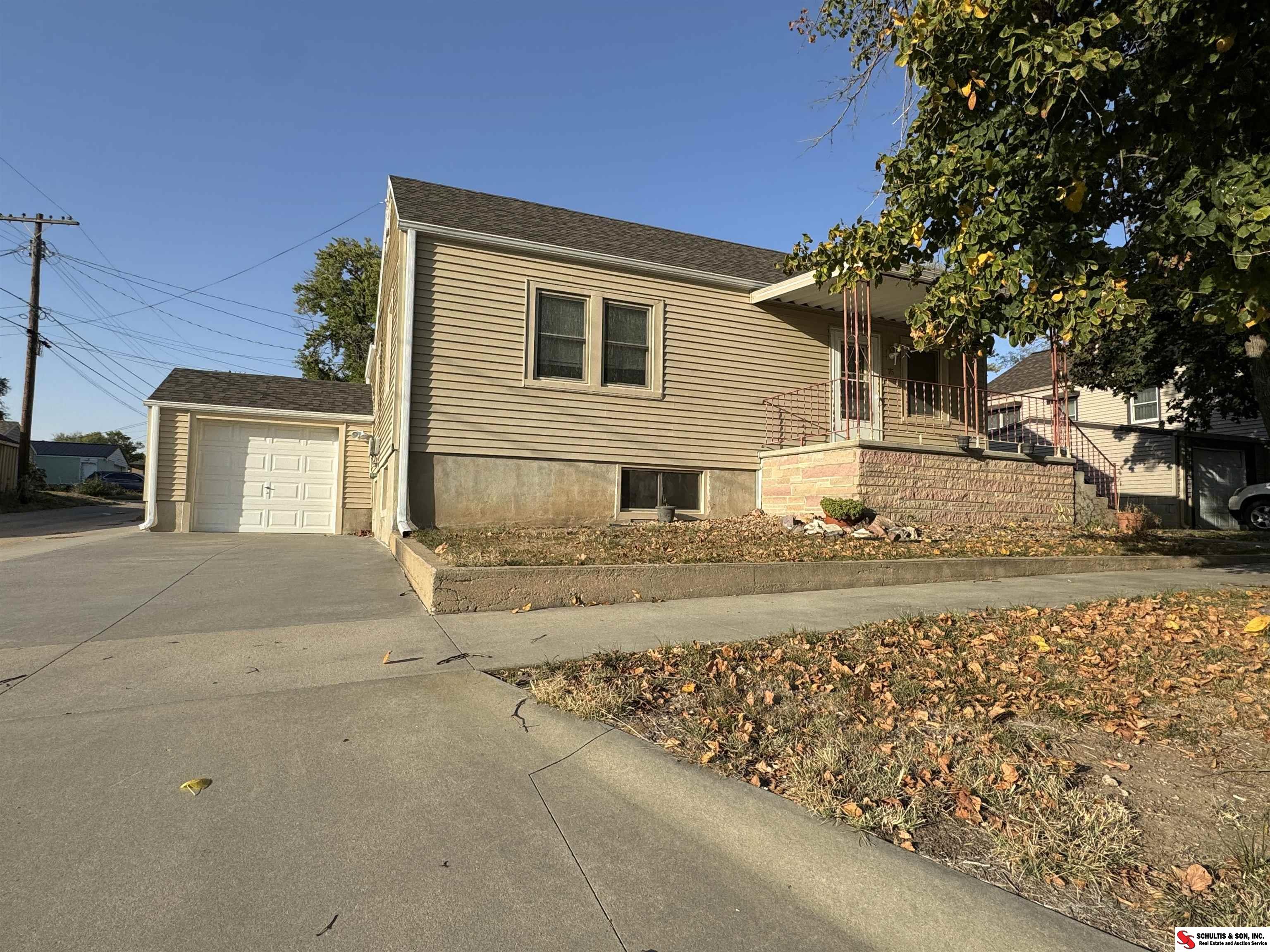 315 12th Street, Fairbury, NE 68352 (MLS22425196) Nebraska Realty