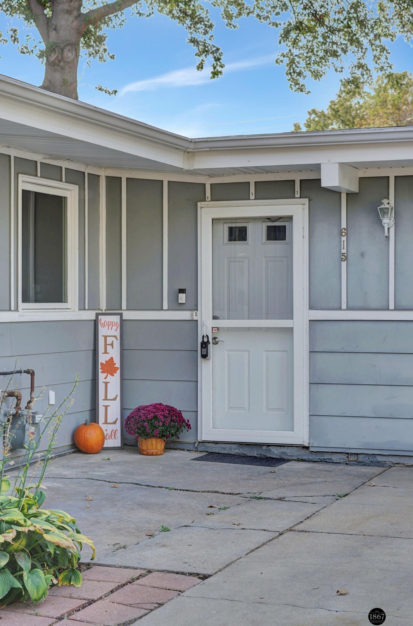 615 Eastborough Lane, Lincoln, NE 68505 (MLS22425723) Nebraska Realty