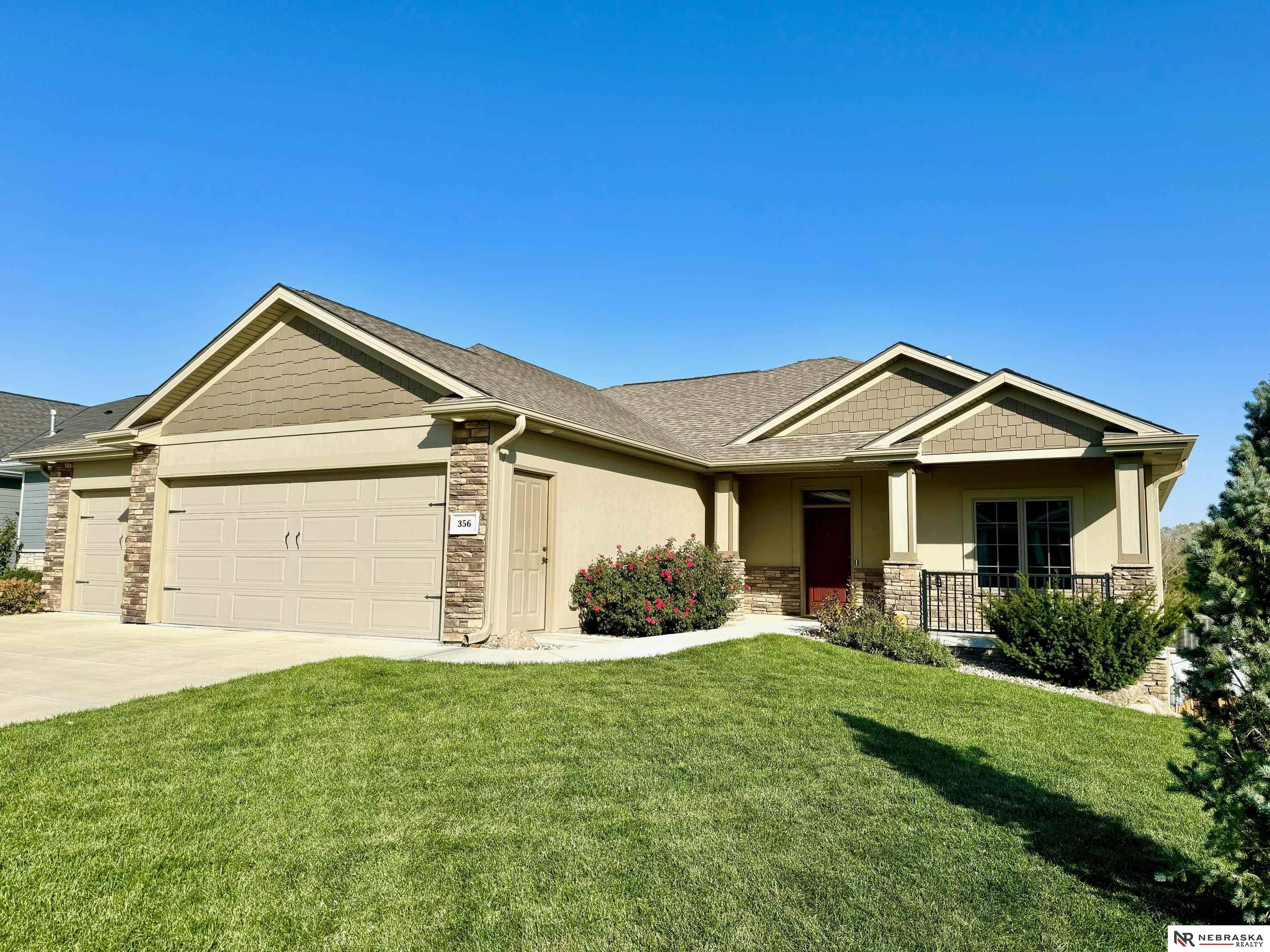 356 S 89 Street, Lincoln, NE 68520 (MLS22426702) Nebraska Realty