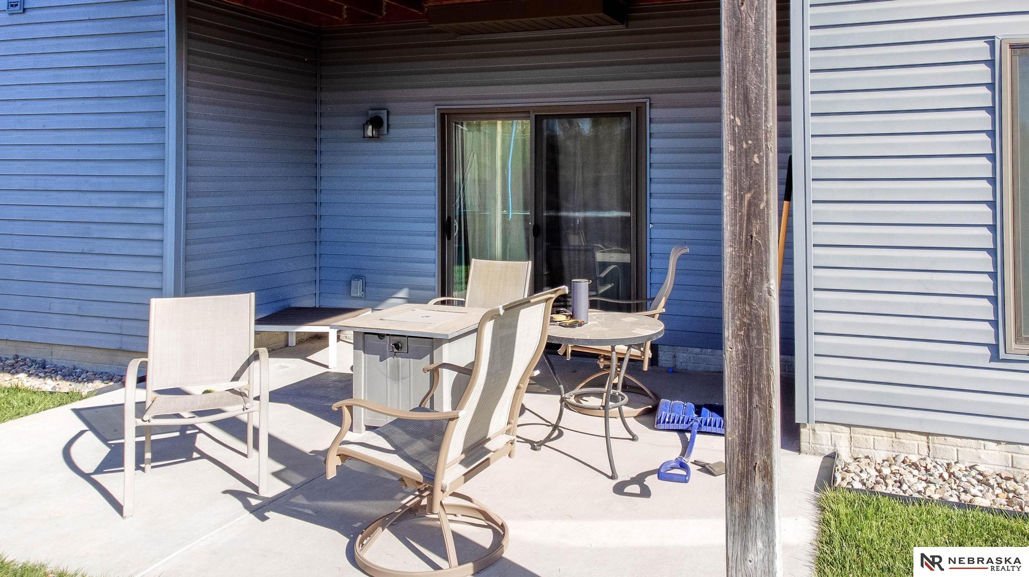 9211 Blacksmith Road, Lincoln, NE 68507 (MLS22426717) Nebraska Realty