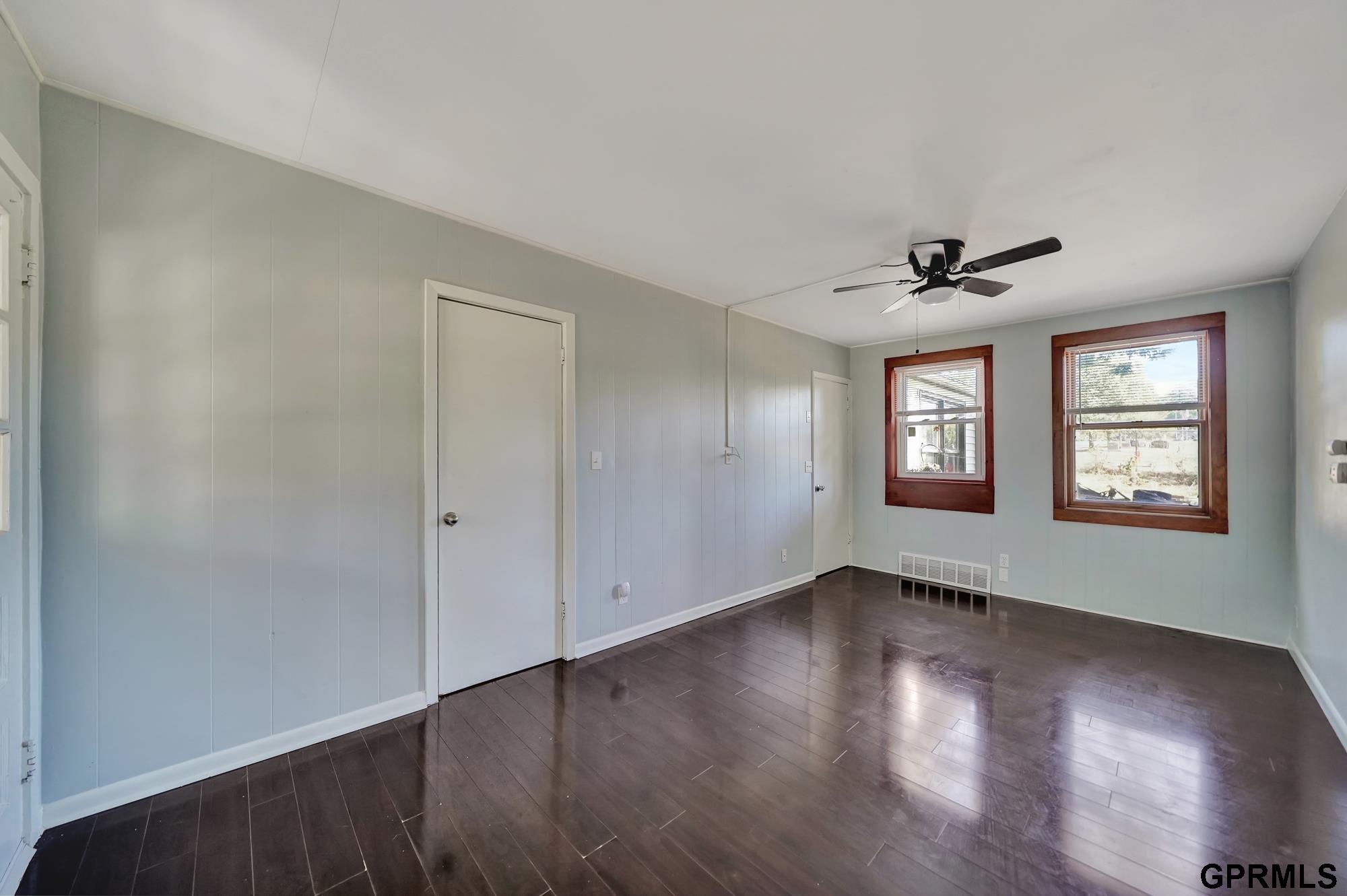 350 S 38th Street, Lincoln, NE 68510 (MLS22426939) Nebraska Realty