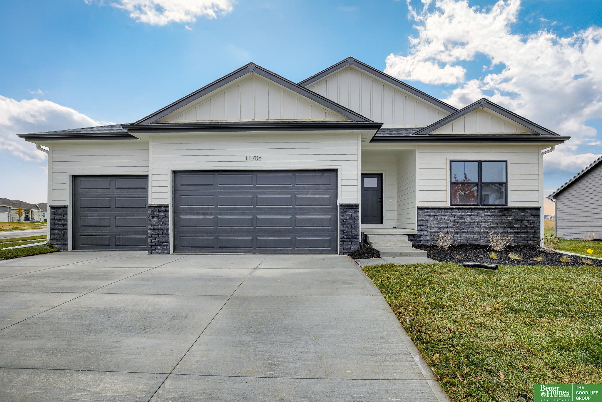 Photo of 11705 Port Royal Drive Papillion NE 68046