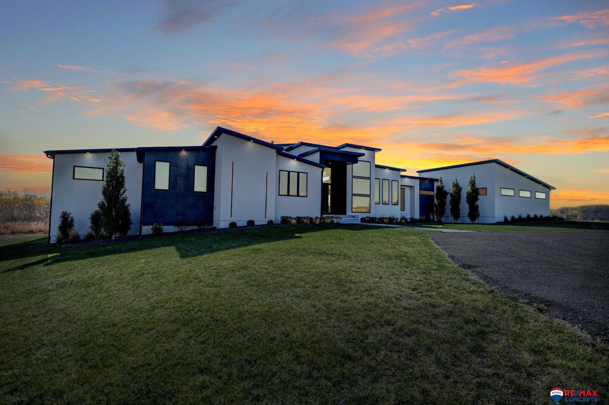 Photo of 11633 Pioneers Boulevard Walton NE 68461