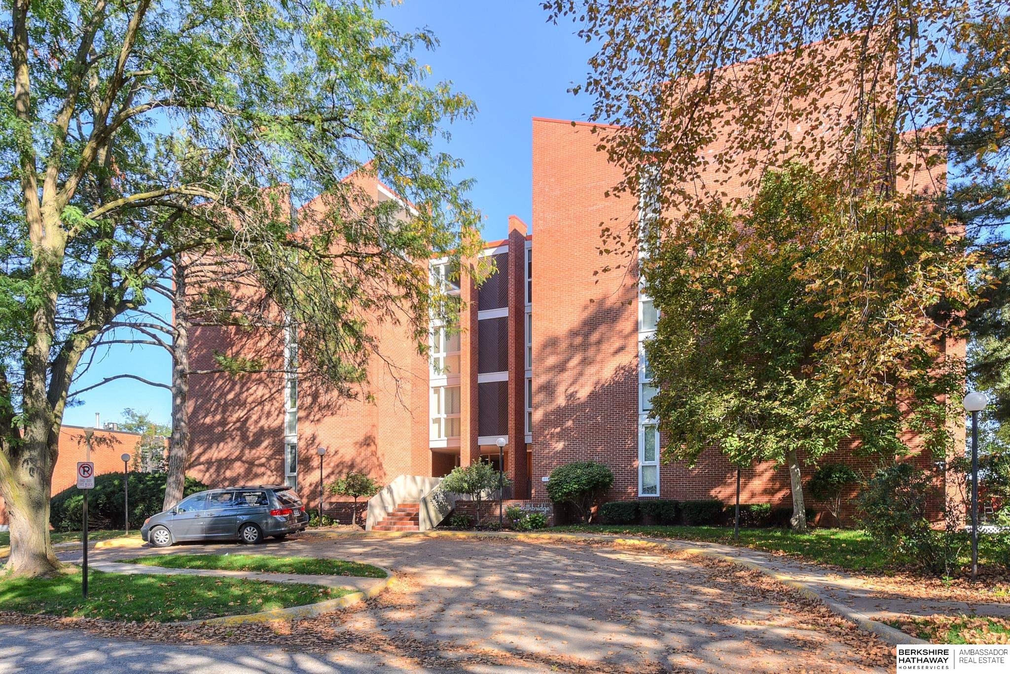 Photo of 3702 Jackson Street Omaha NE 68105