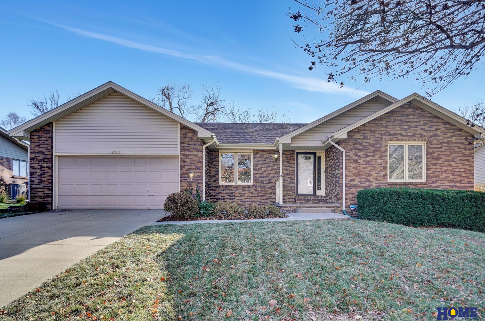 Photo of 7301 Framton Circle Lincoln NE 68516