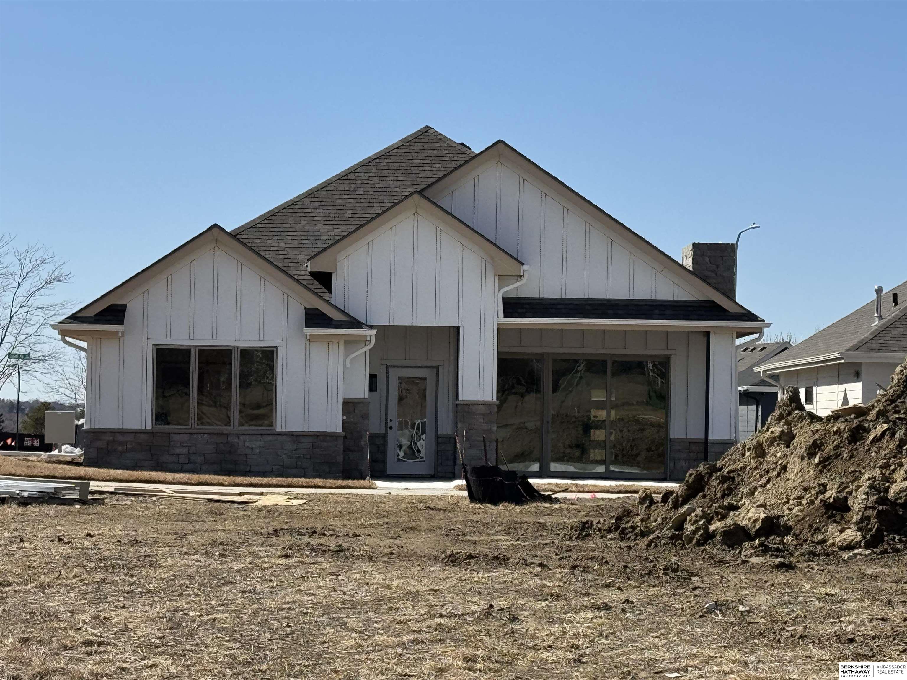 Photo of 17501 Dupont Plaza Circle Omaha NE 68130