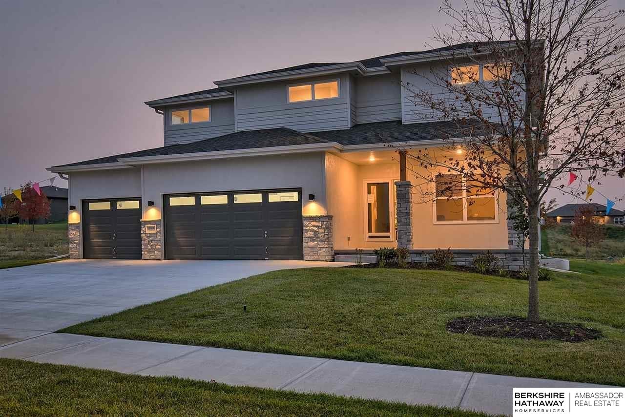 Photo of 11714 Cove Hollow Drive Papillion NE 68046
