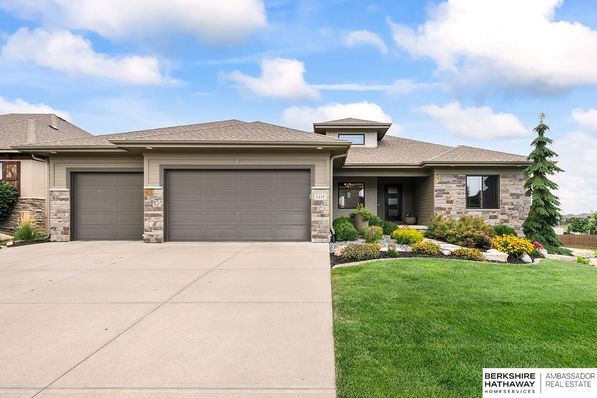 Photo of 1217 S 209th Circle Elkhorn NE 68022