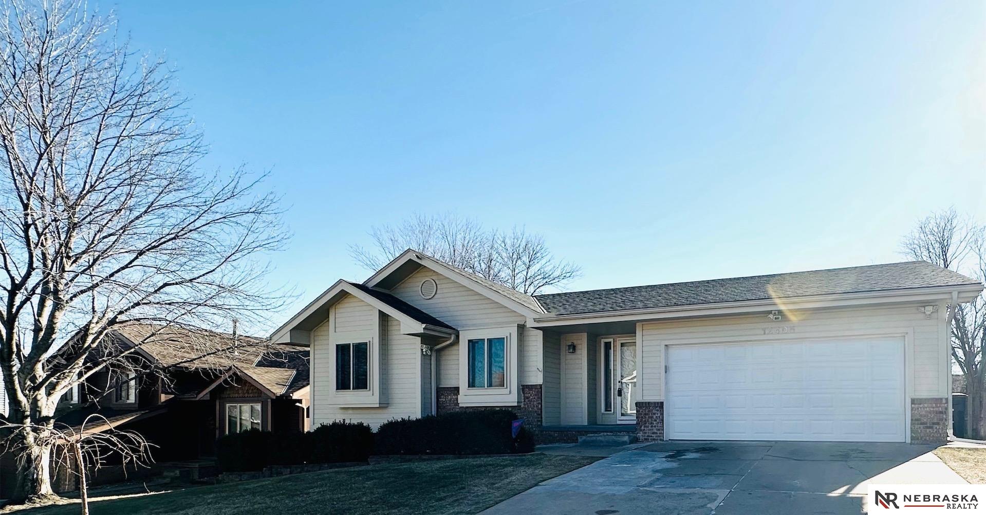 Photo of 12405 Wirt Street Omaha NE 68164