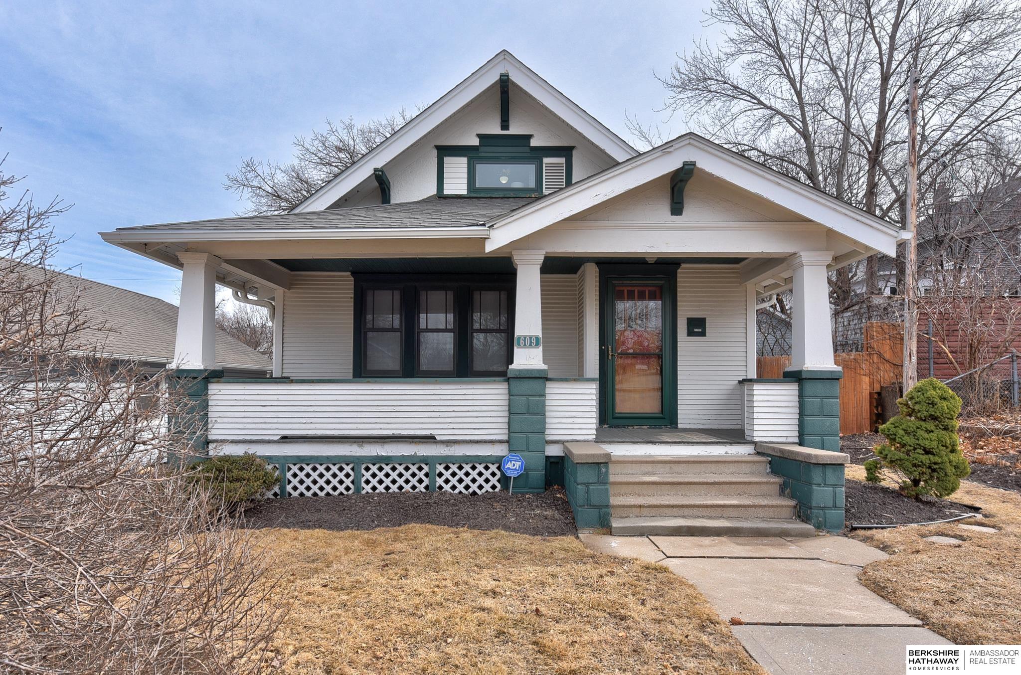Photo of 609 N 43rd Street Omaha NE 68131