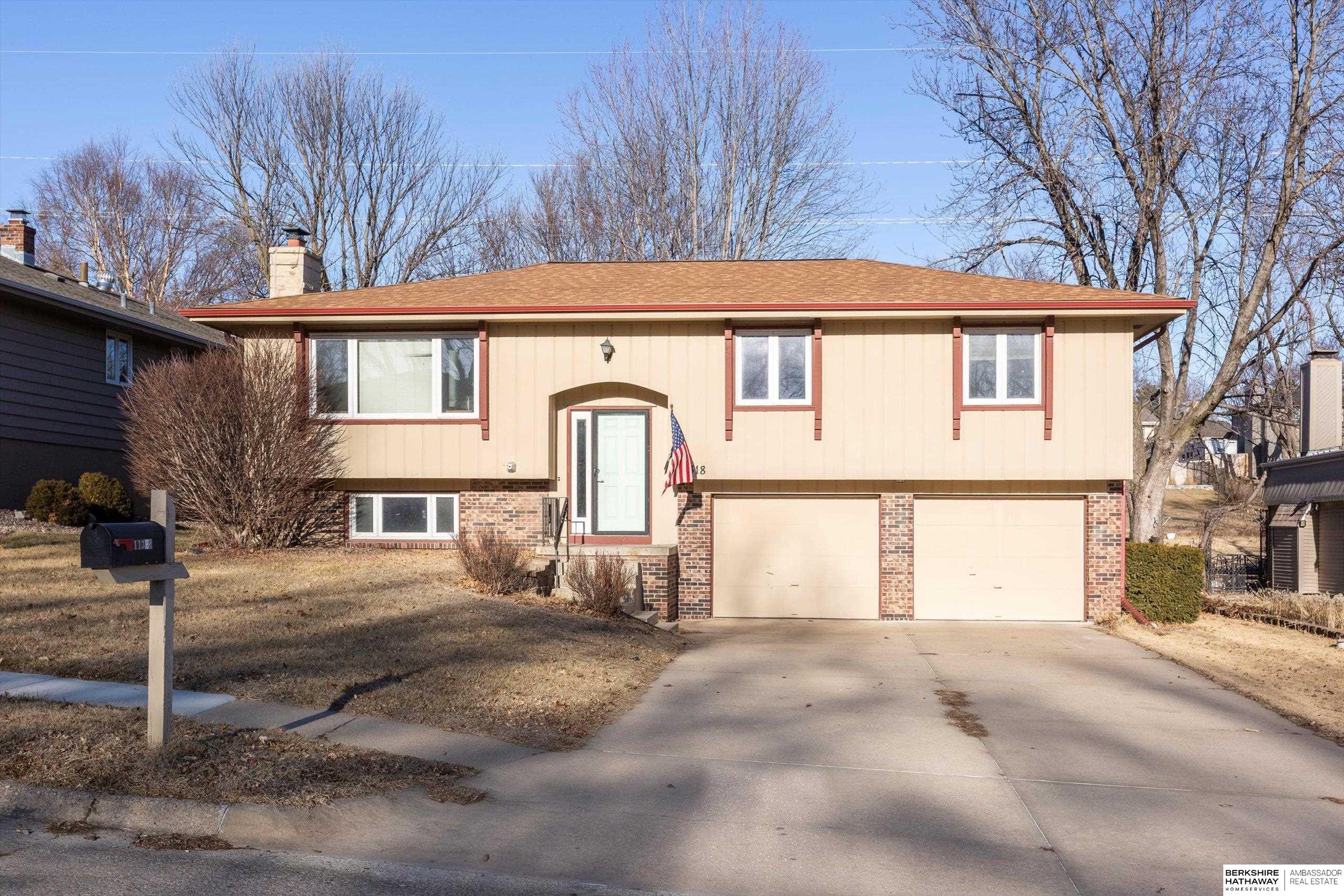 Photo of 11318 Raleigh Drive Omaha NE 68164