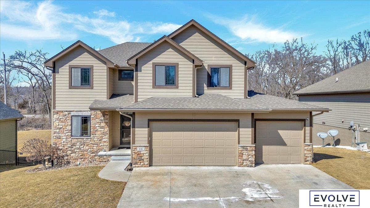 Photo of 24 Kingsridge Drive Council Bluffs IA 51503